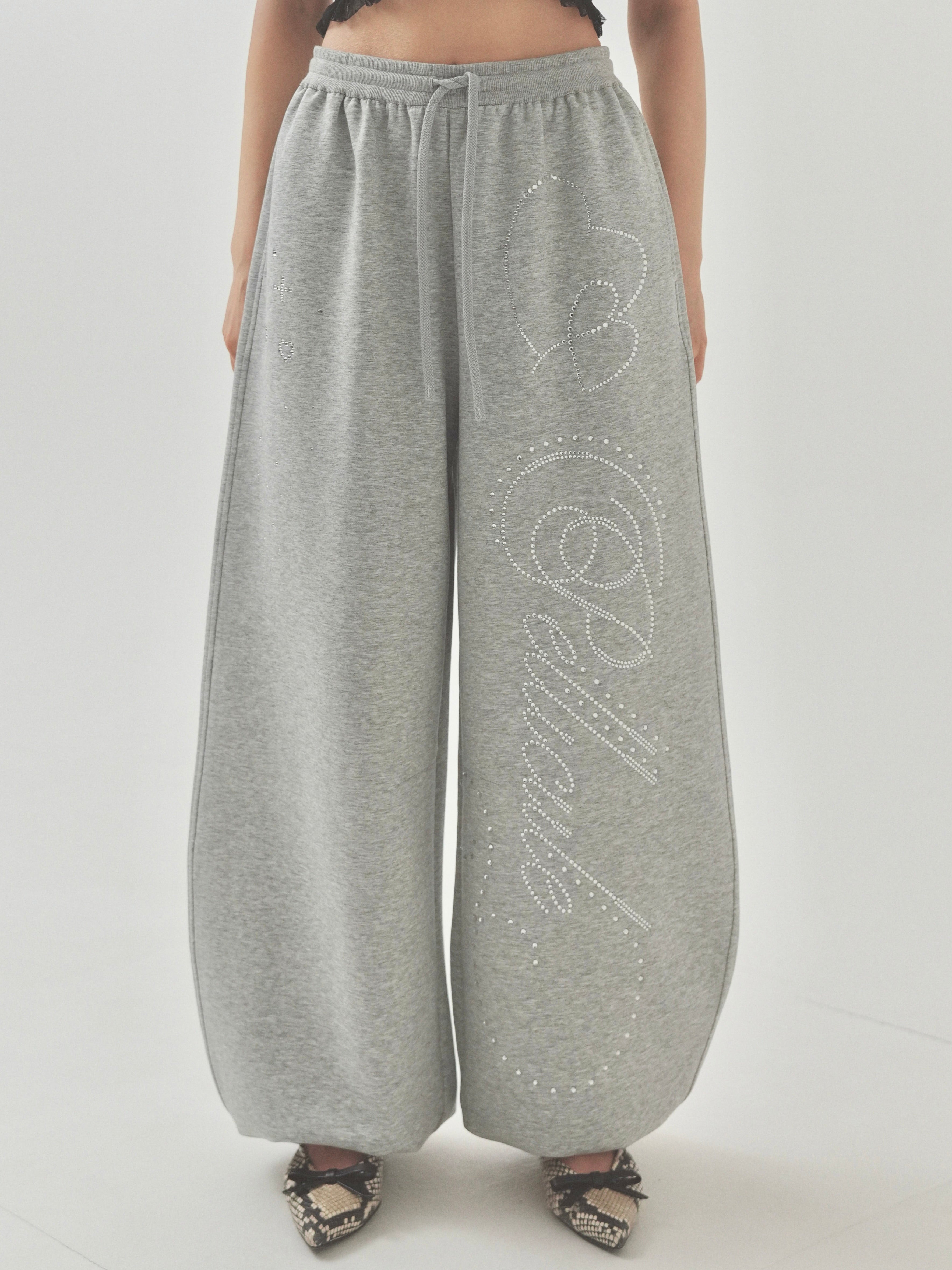 stone-deco sweat pants