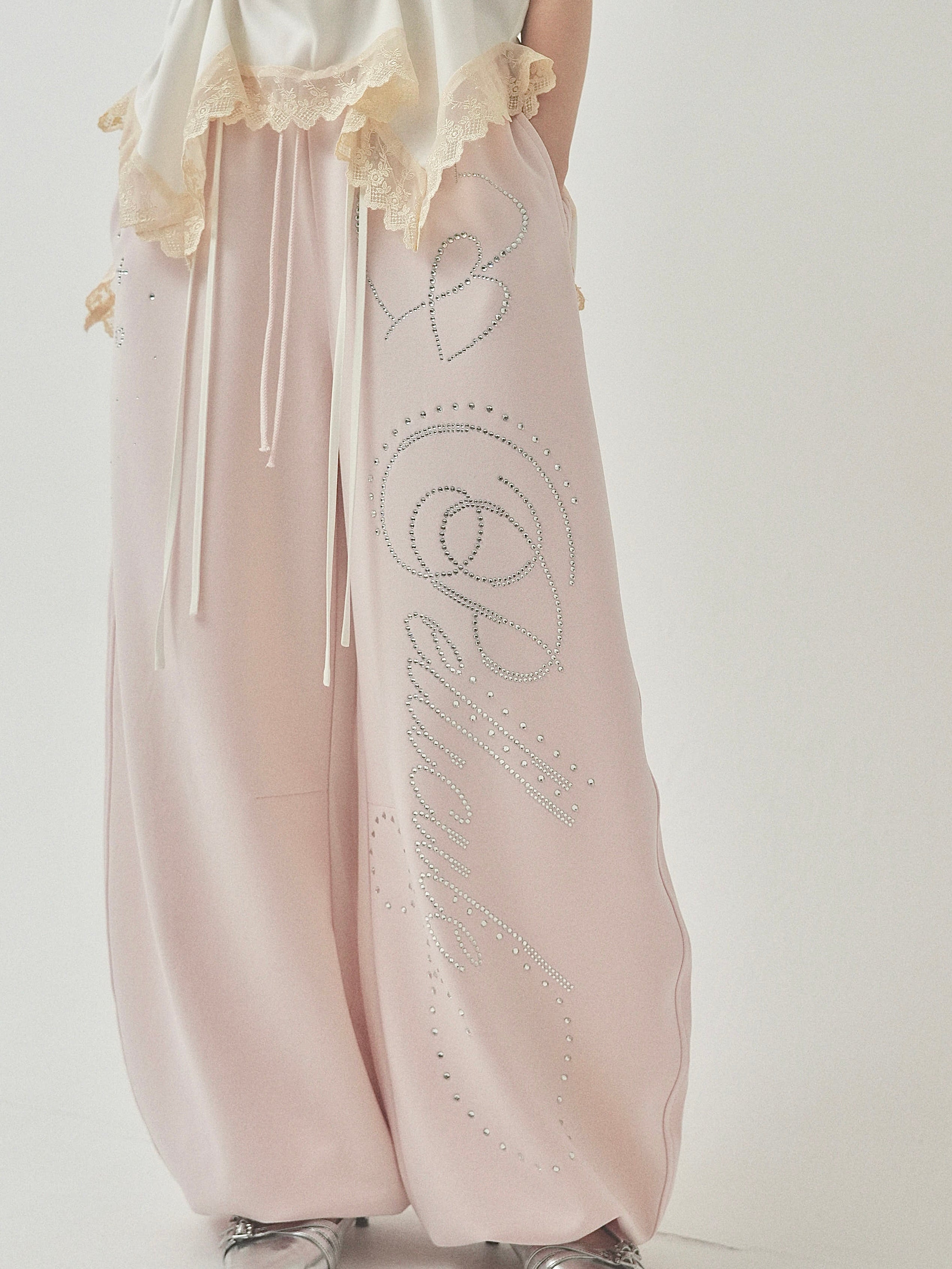 stone-deco sweat pants