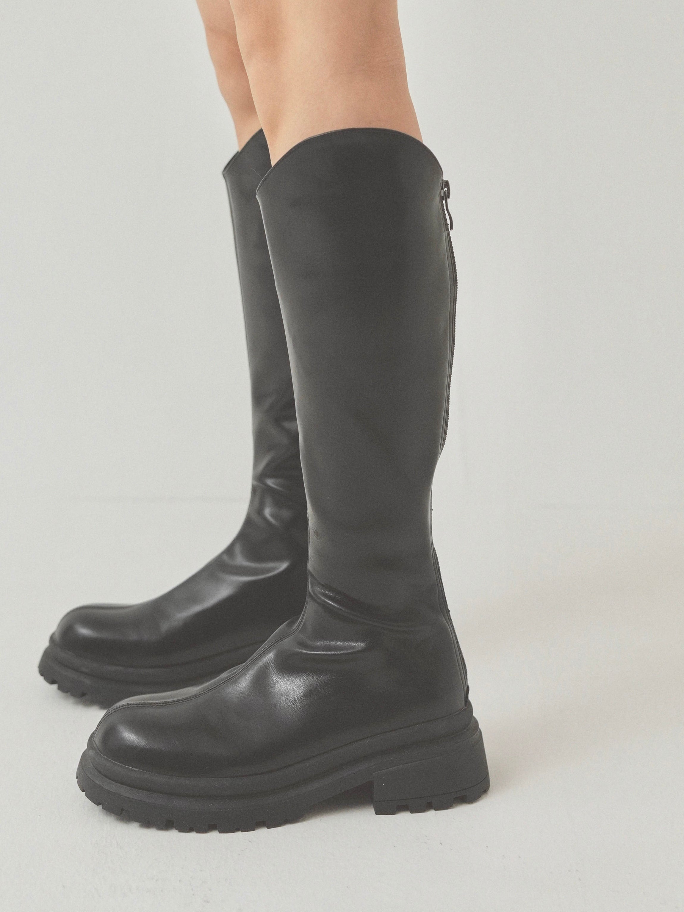 tracksole curve boots