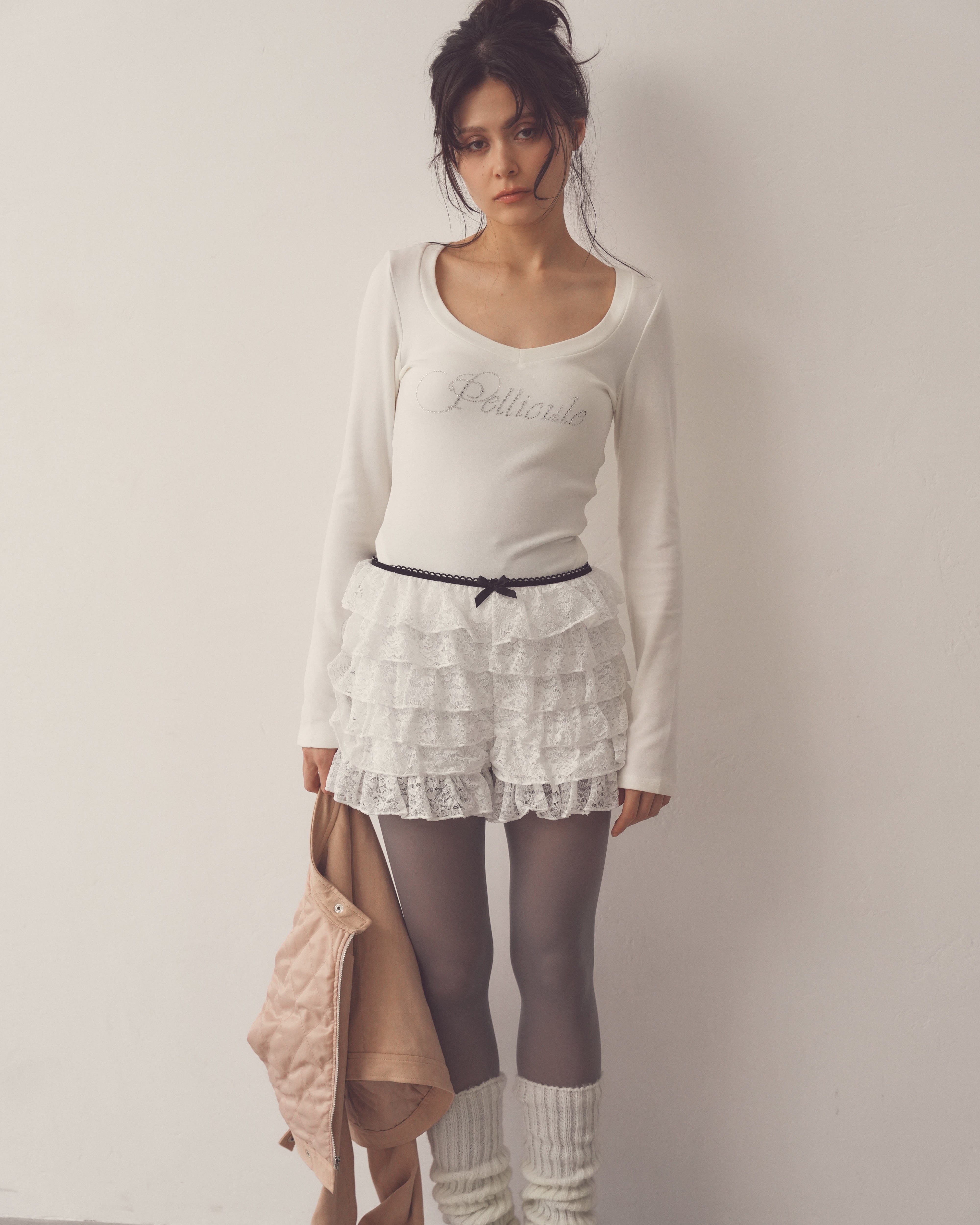 lace tieredfrill short pt