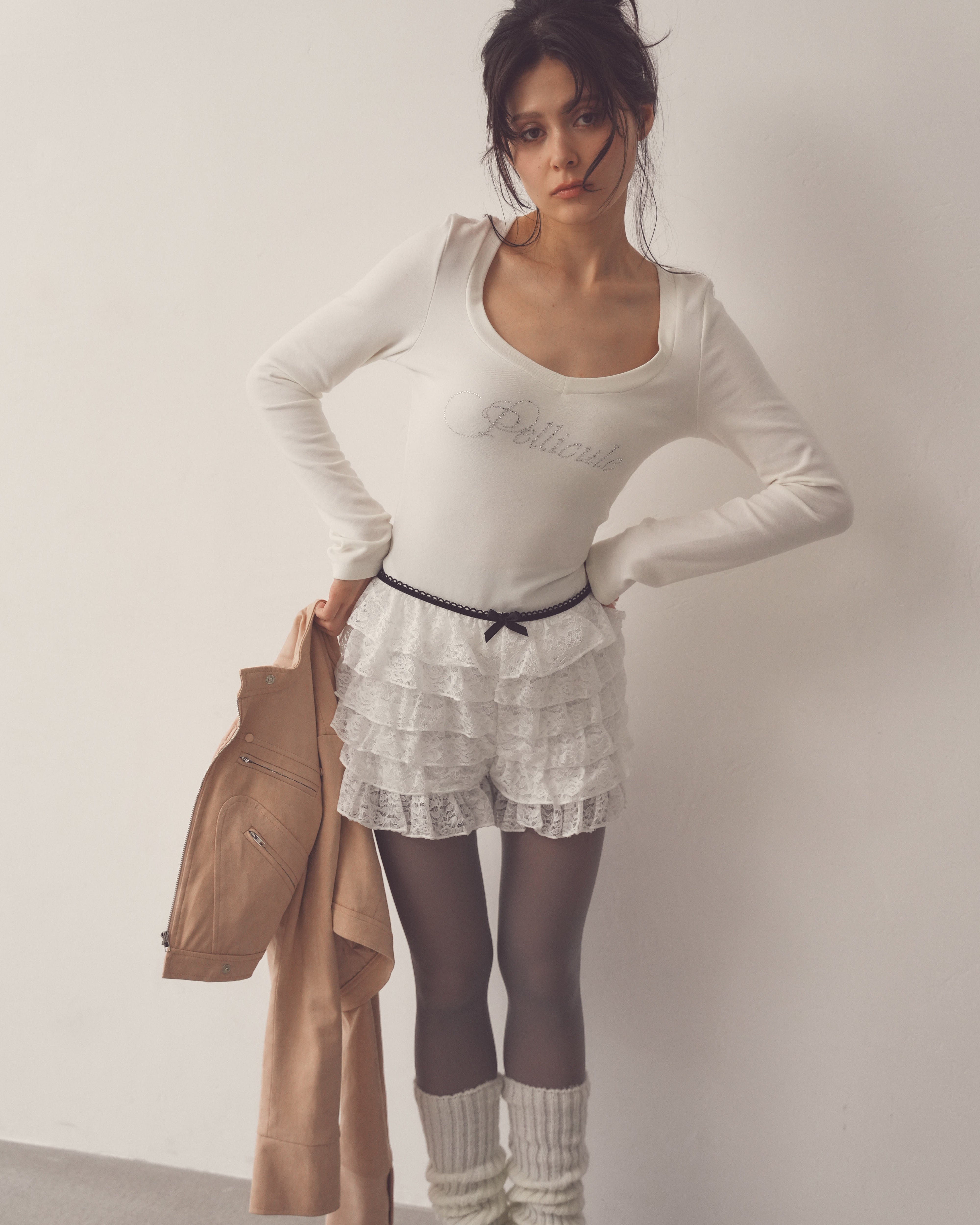 lace tieredfrill short pt