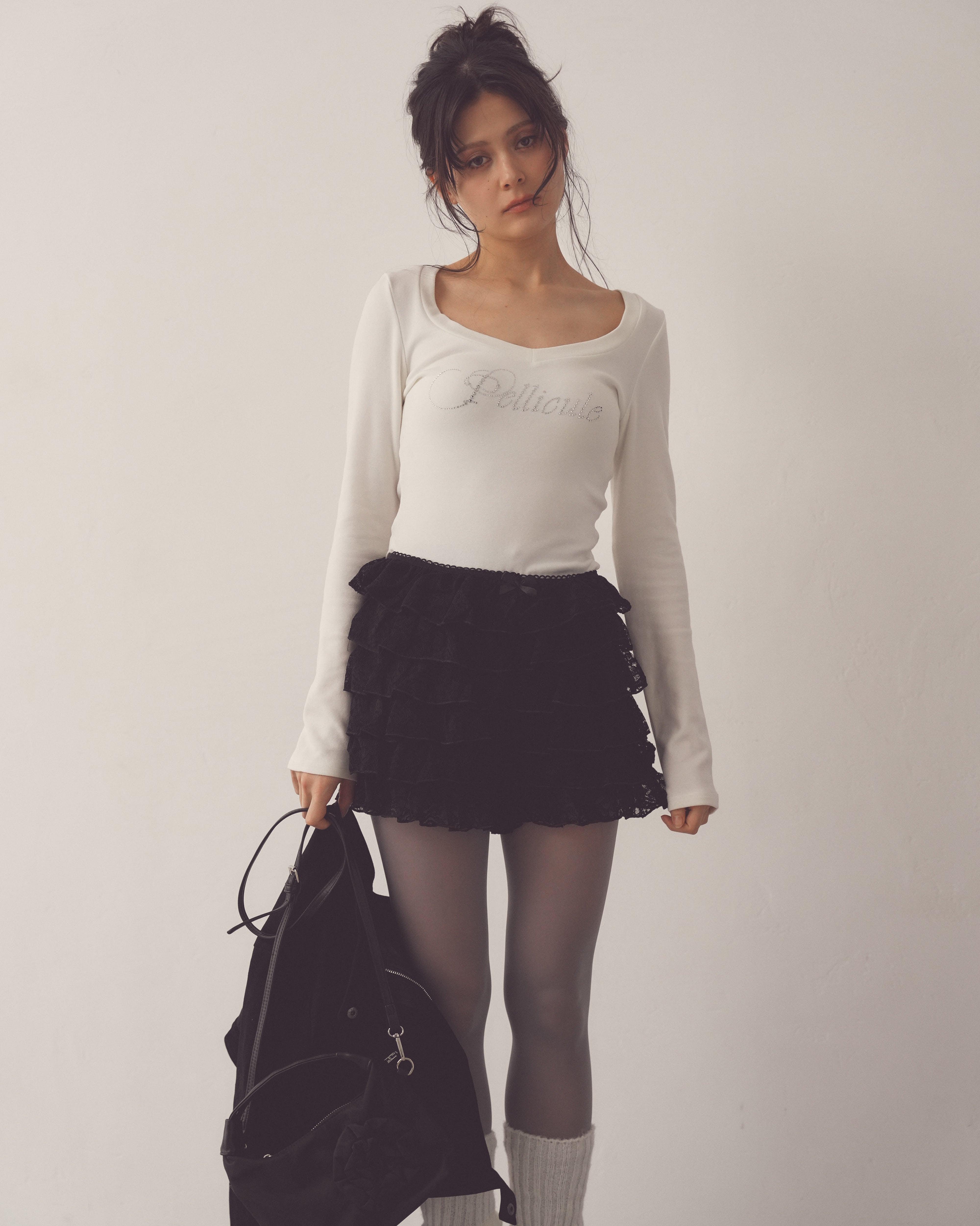 lace tieredfrill short pt