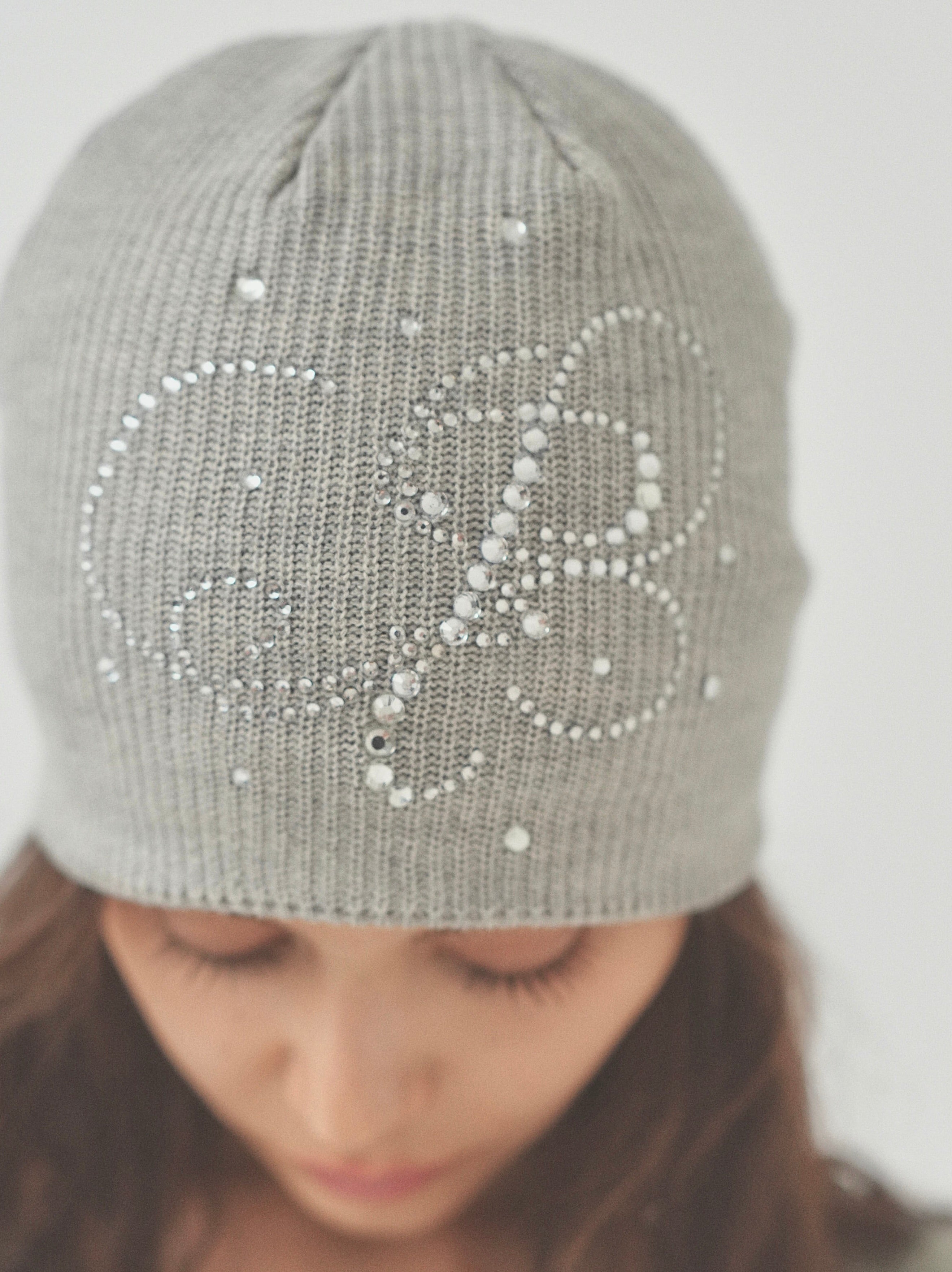 pc motif stone beanie