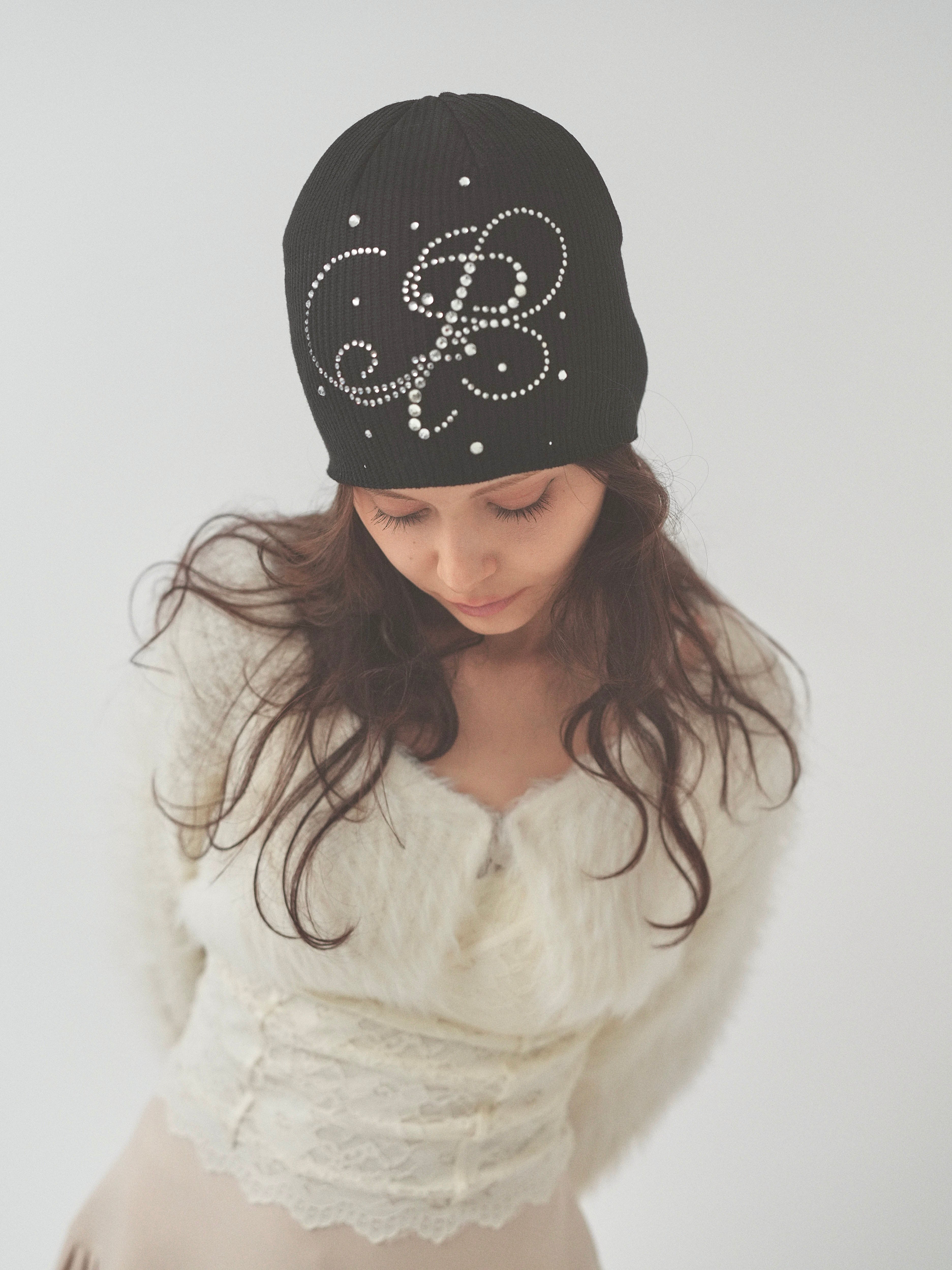 pc motif stone beanie