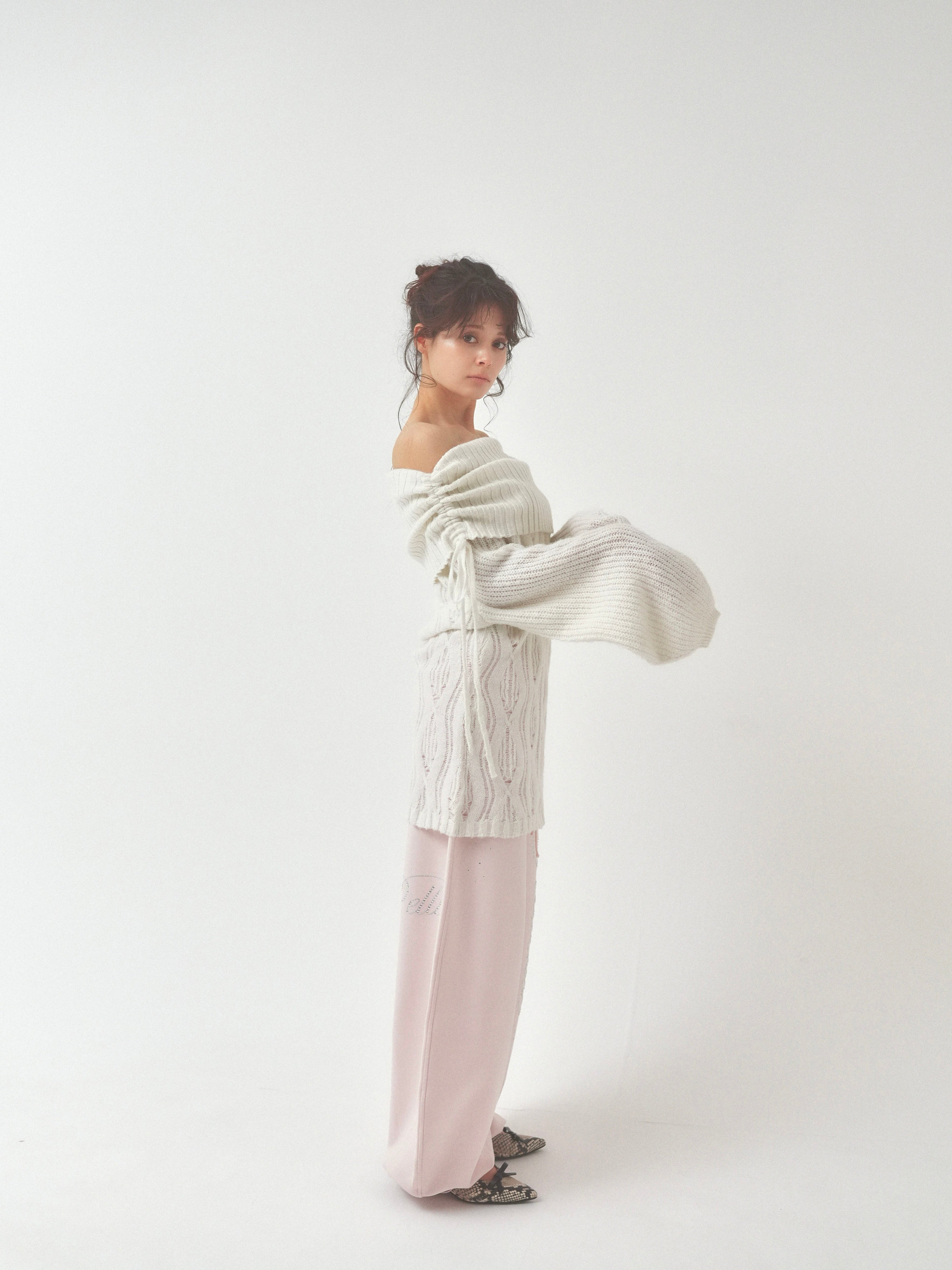 side gather loose knit