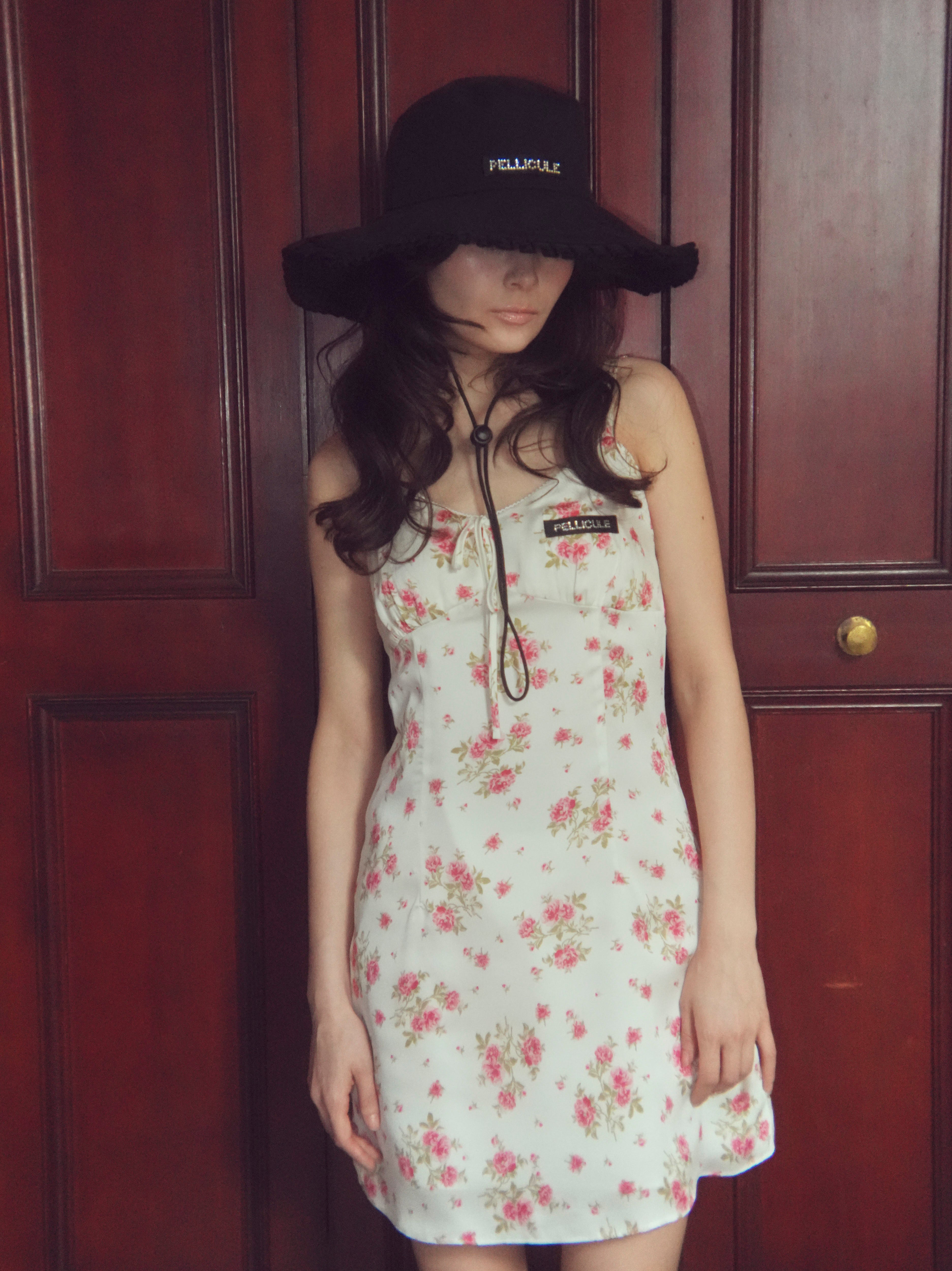 frill safari hat