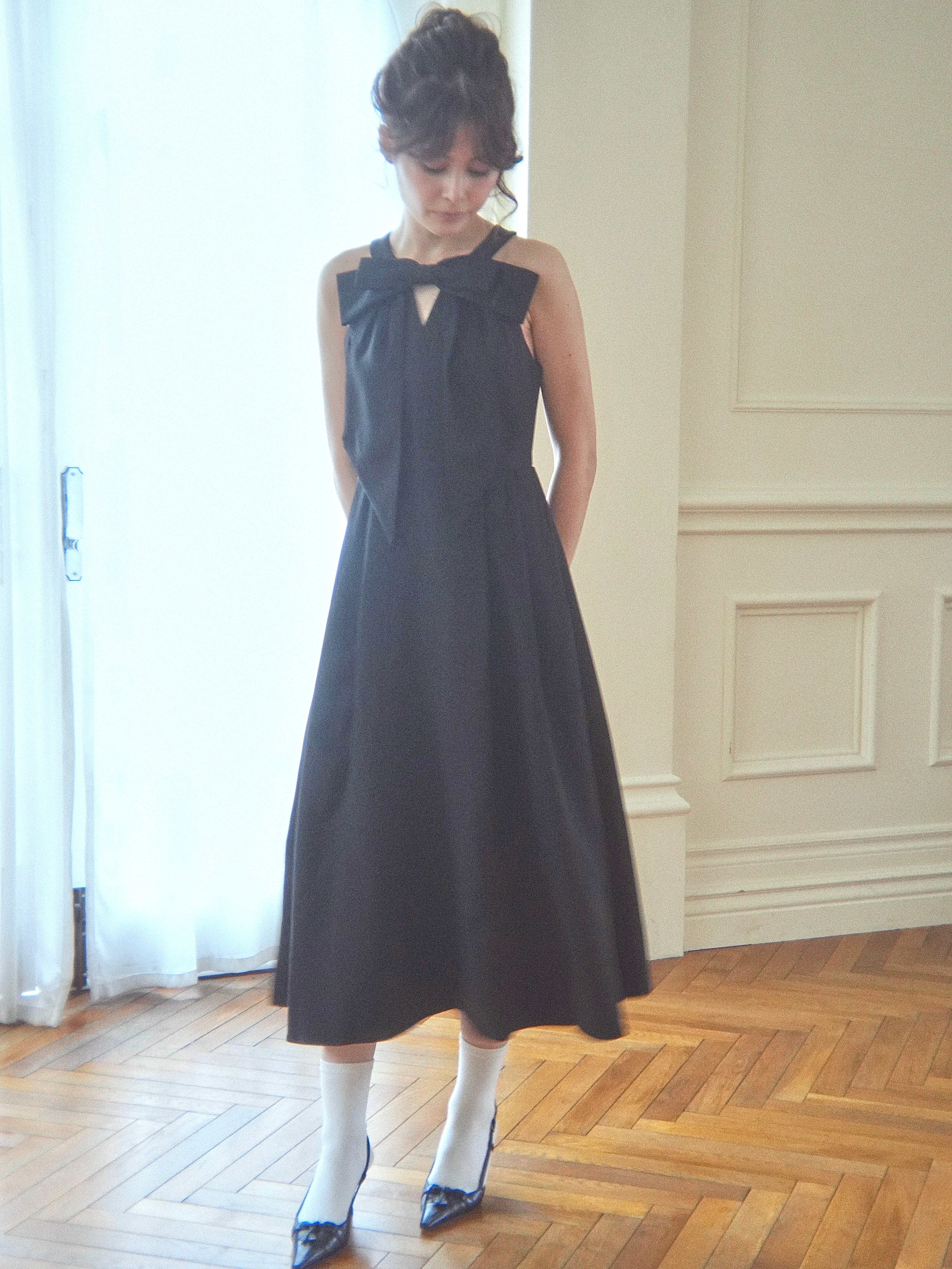 decollete ribbon onepiece