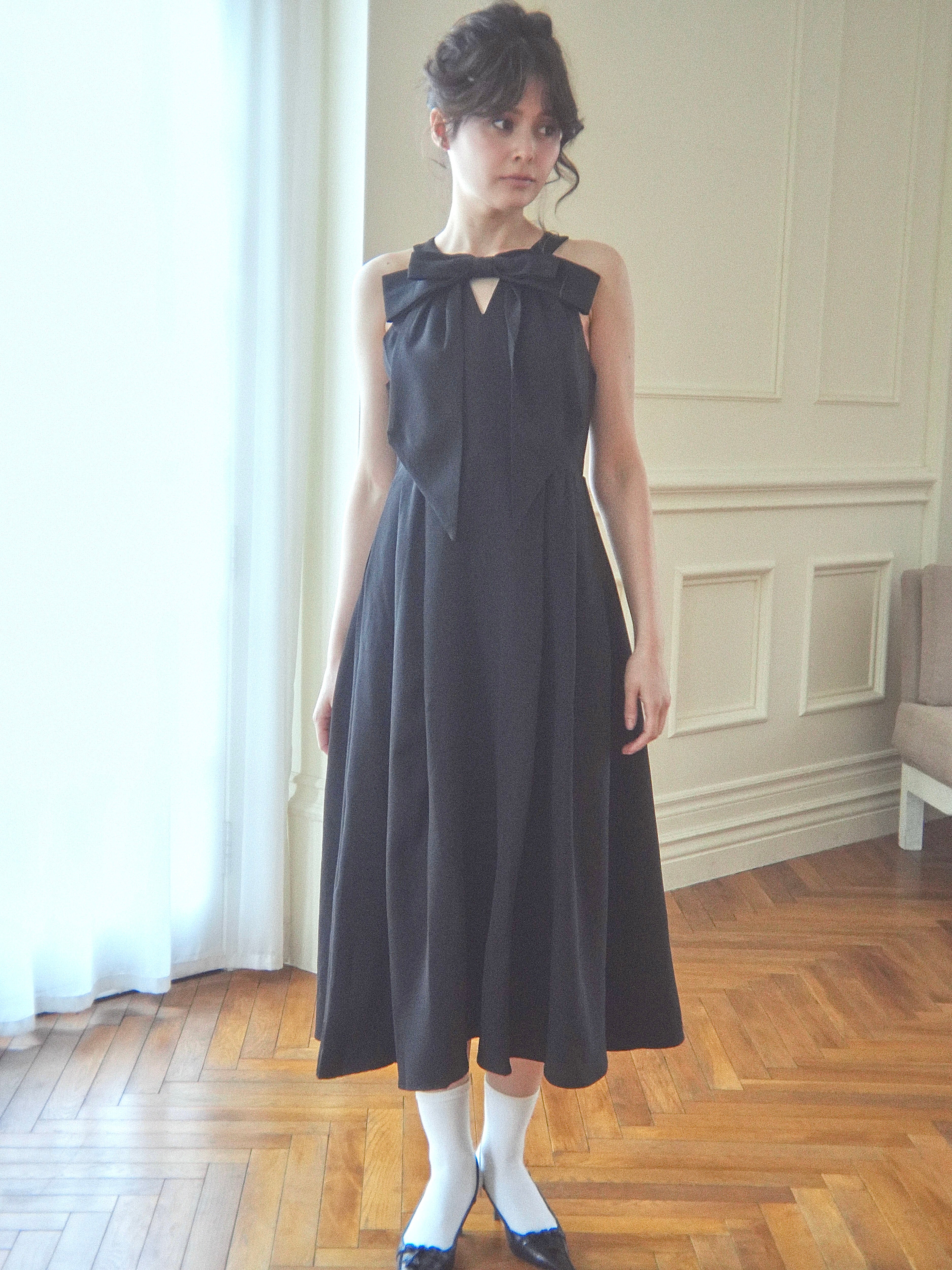 decollete ribbon onepiece