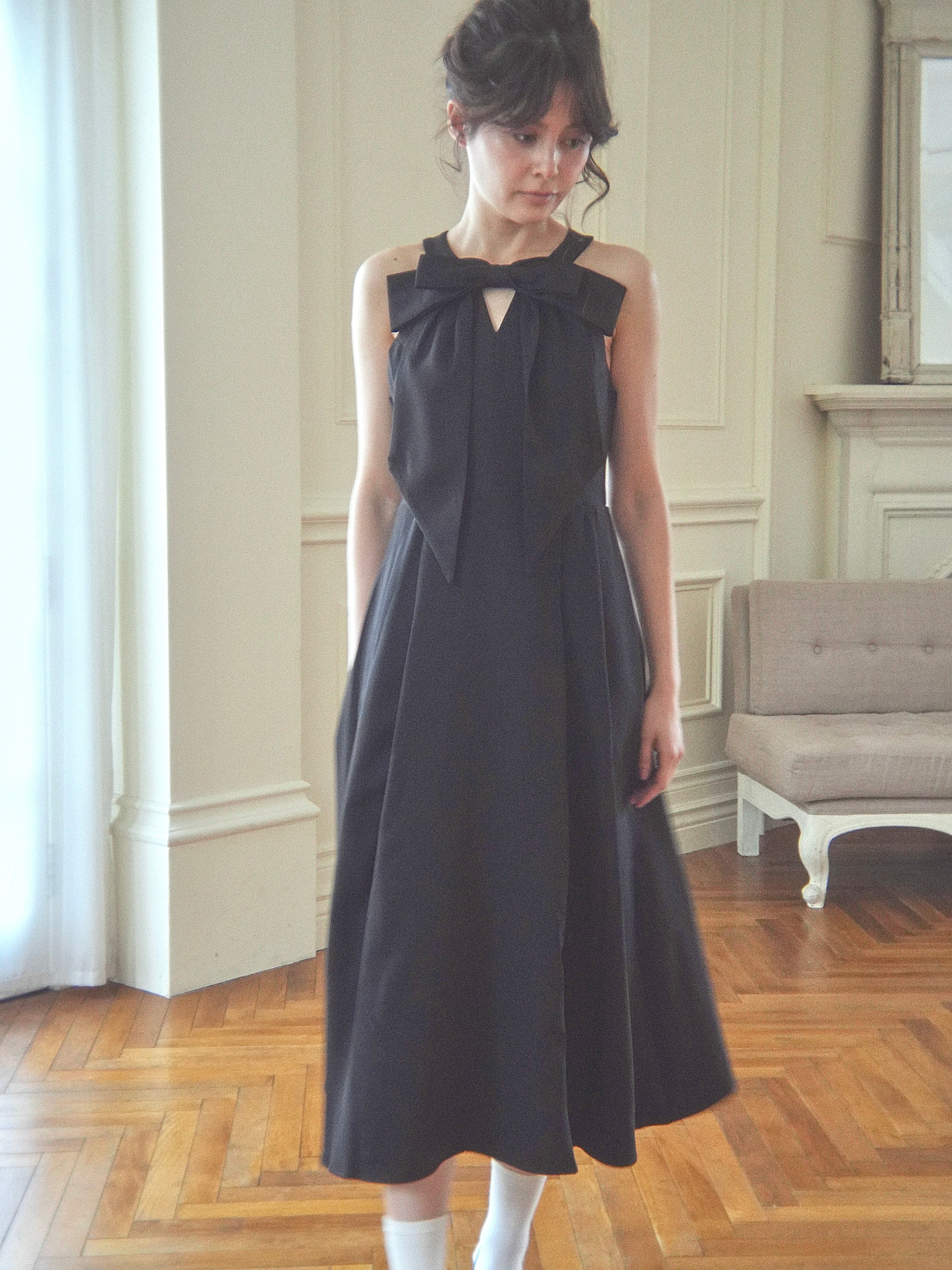 decollete ribbon onepiece