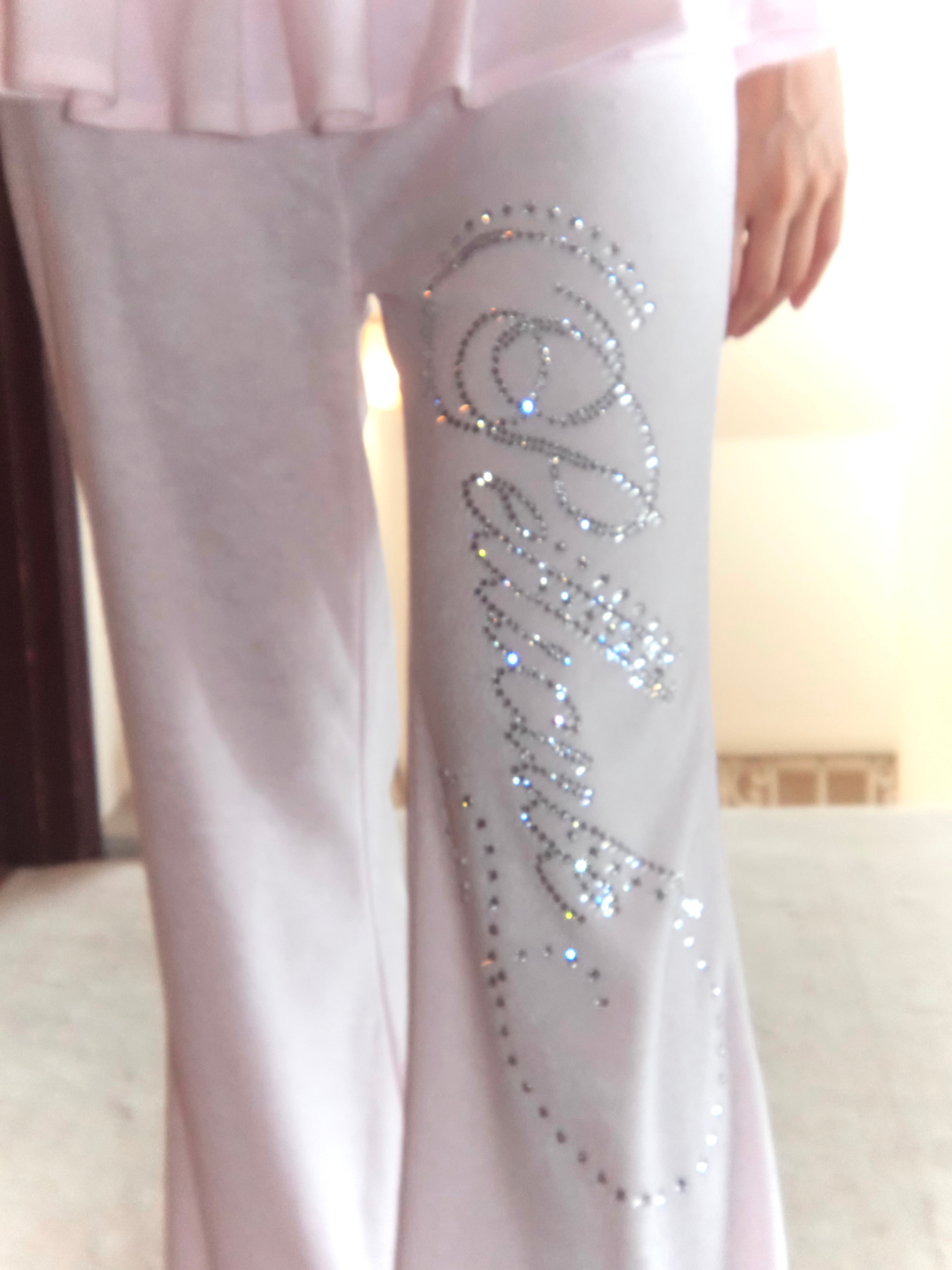 motif pile flare pants