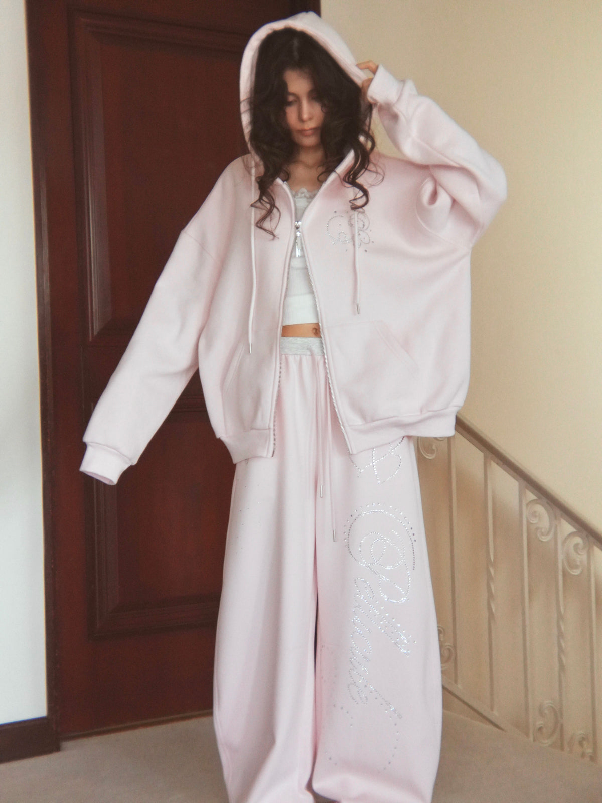stone-deco sweat pants