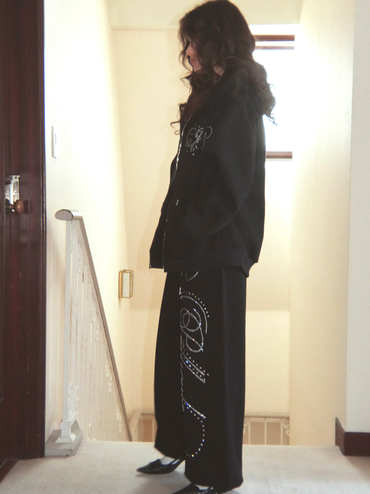 stone-deco sweat pants
