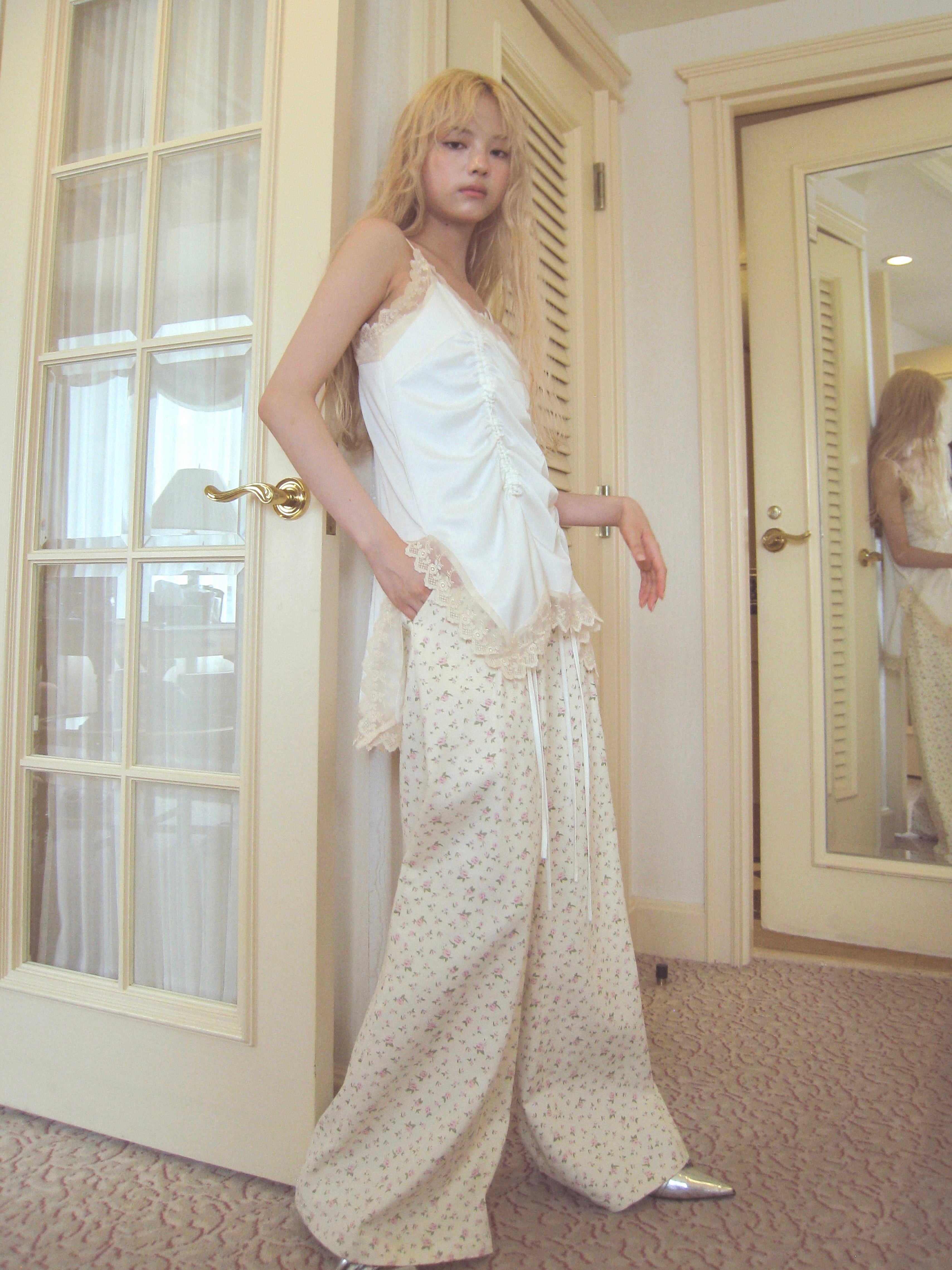 rose memento pants