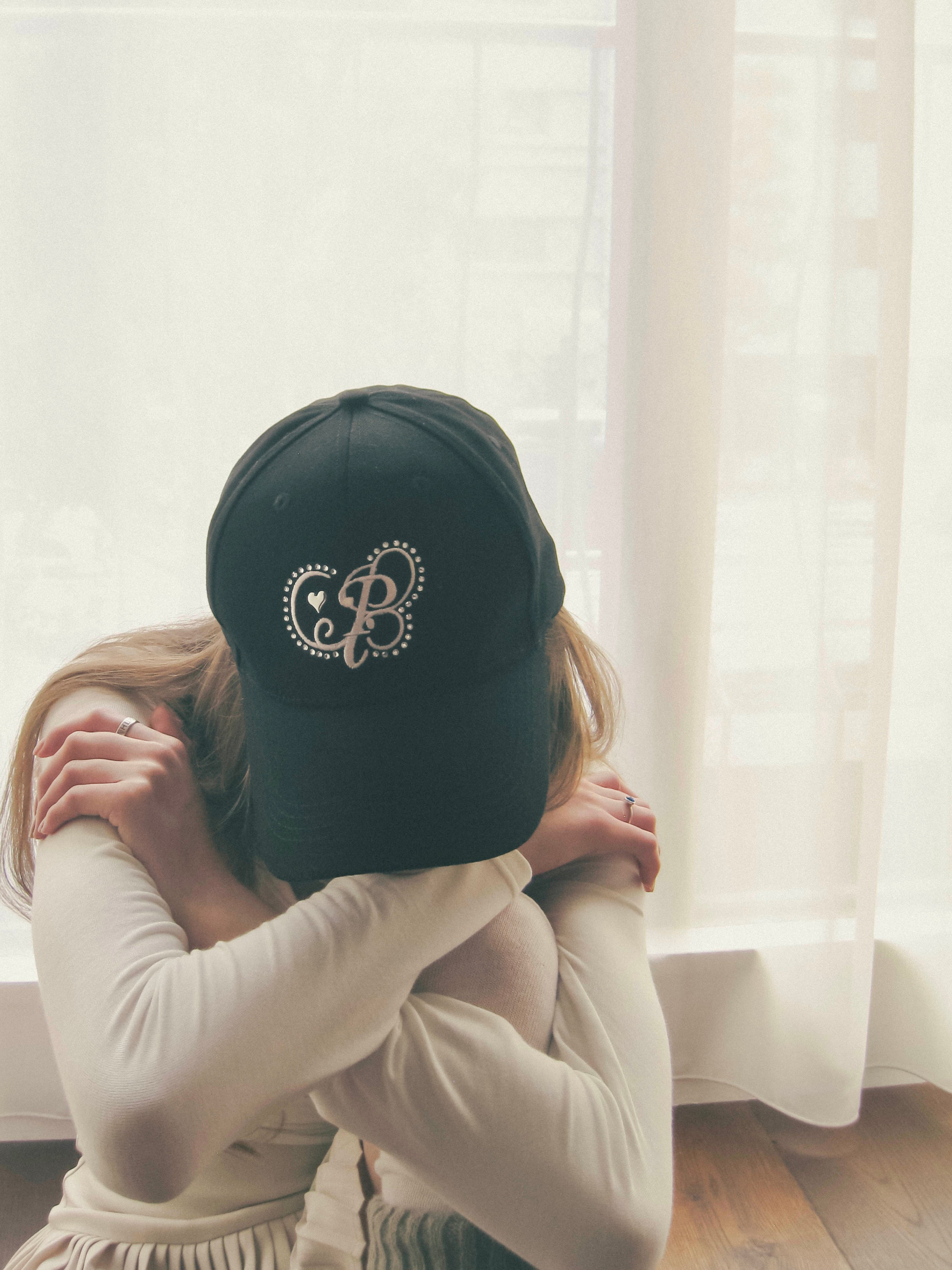 motif luvcap