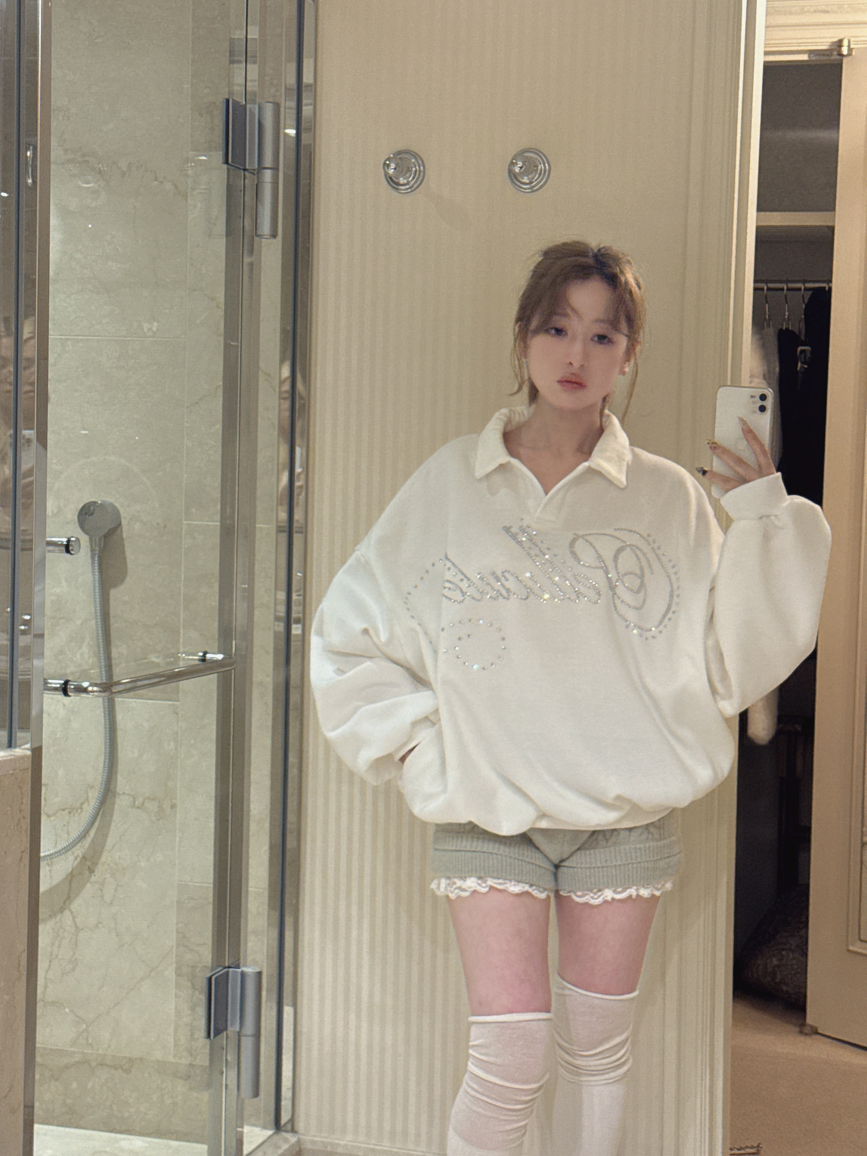 lettering sweat tops