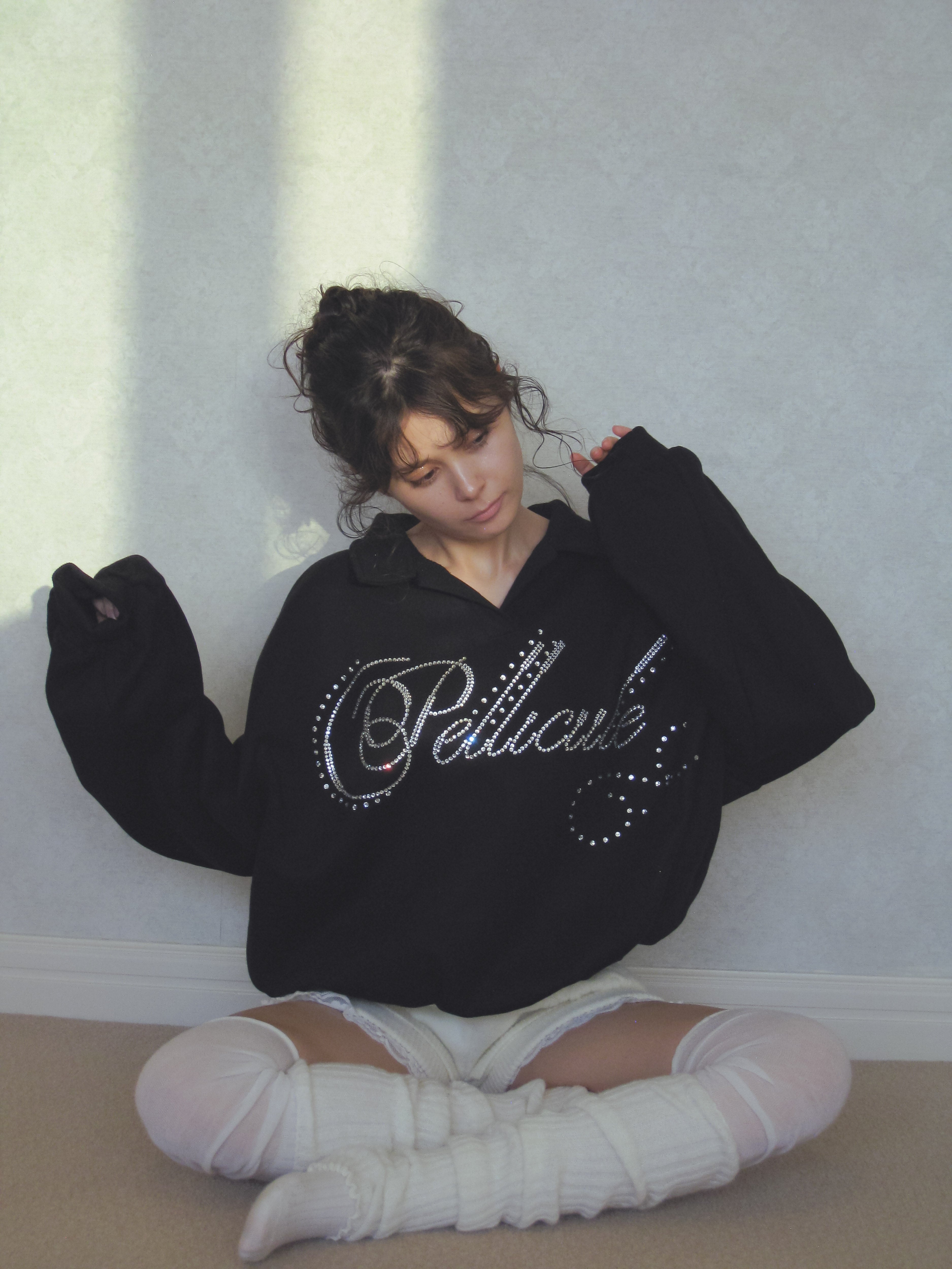 lettering sweat tops