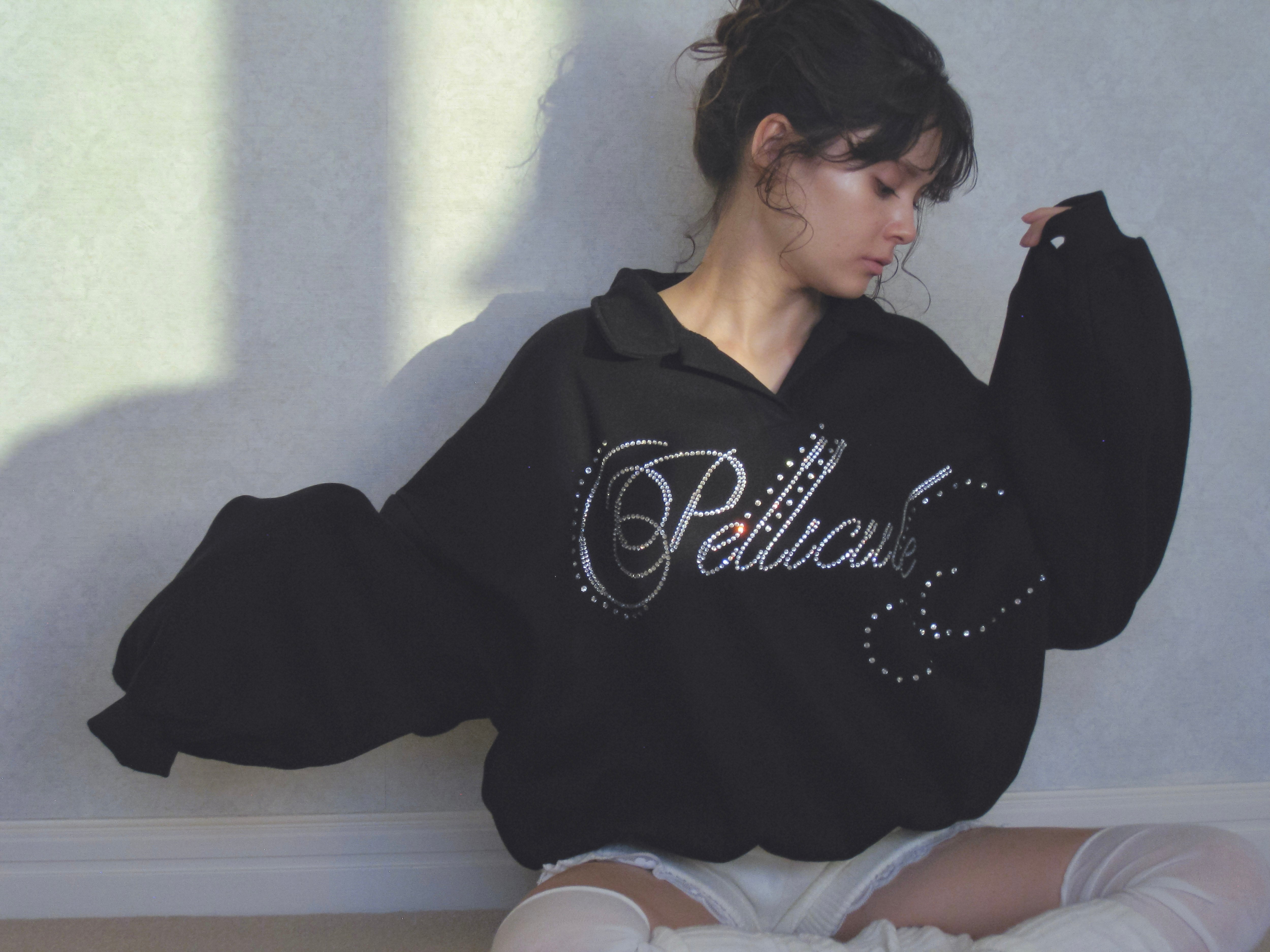 lettering sweat tops
