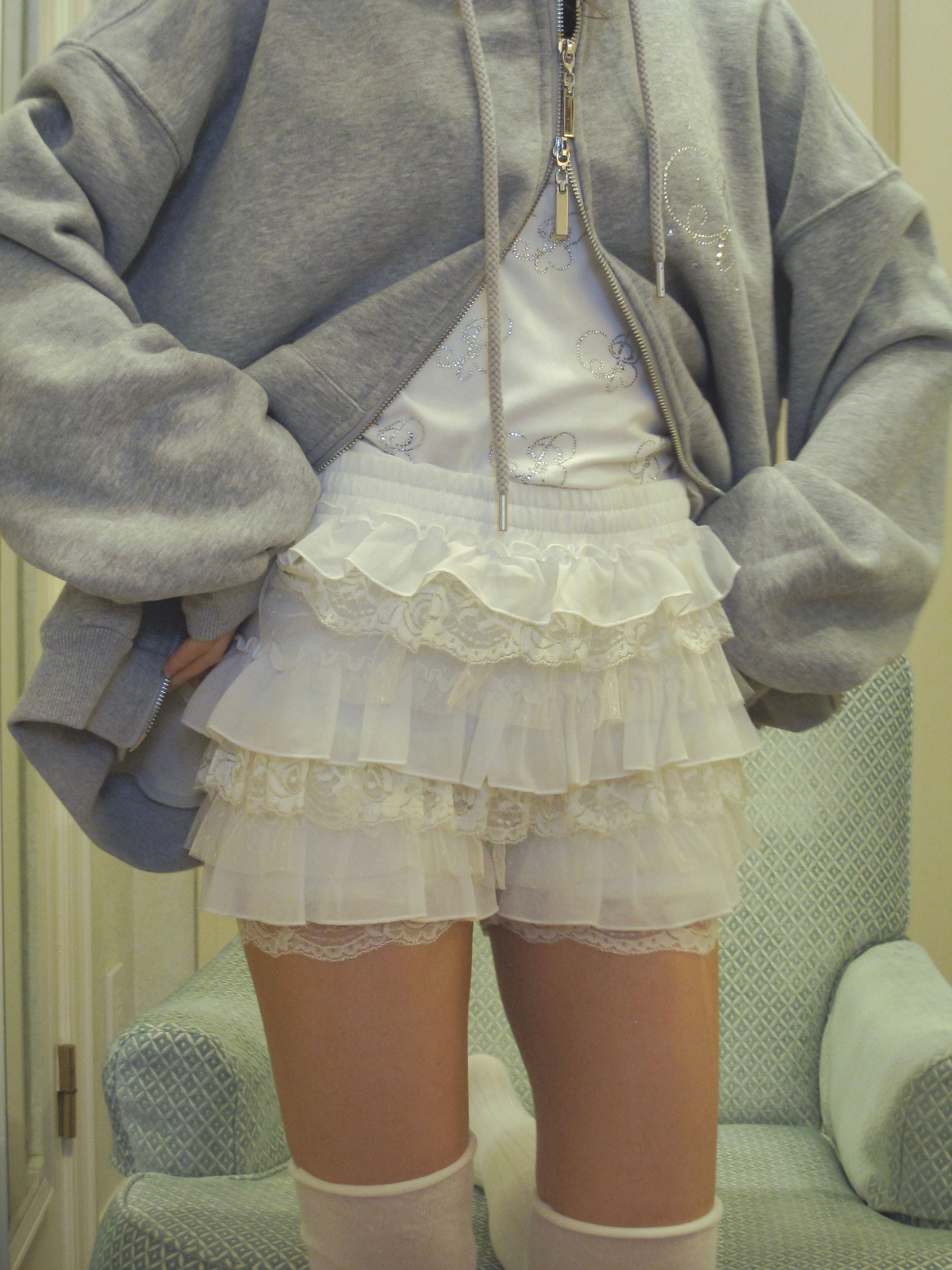 petal layer shortpants