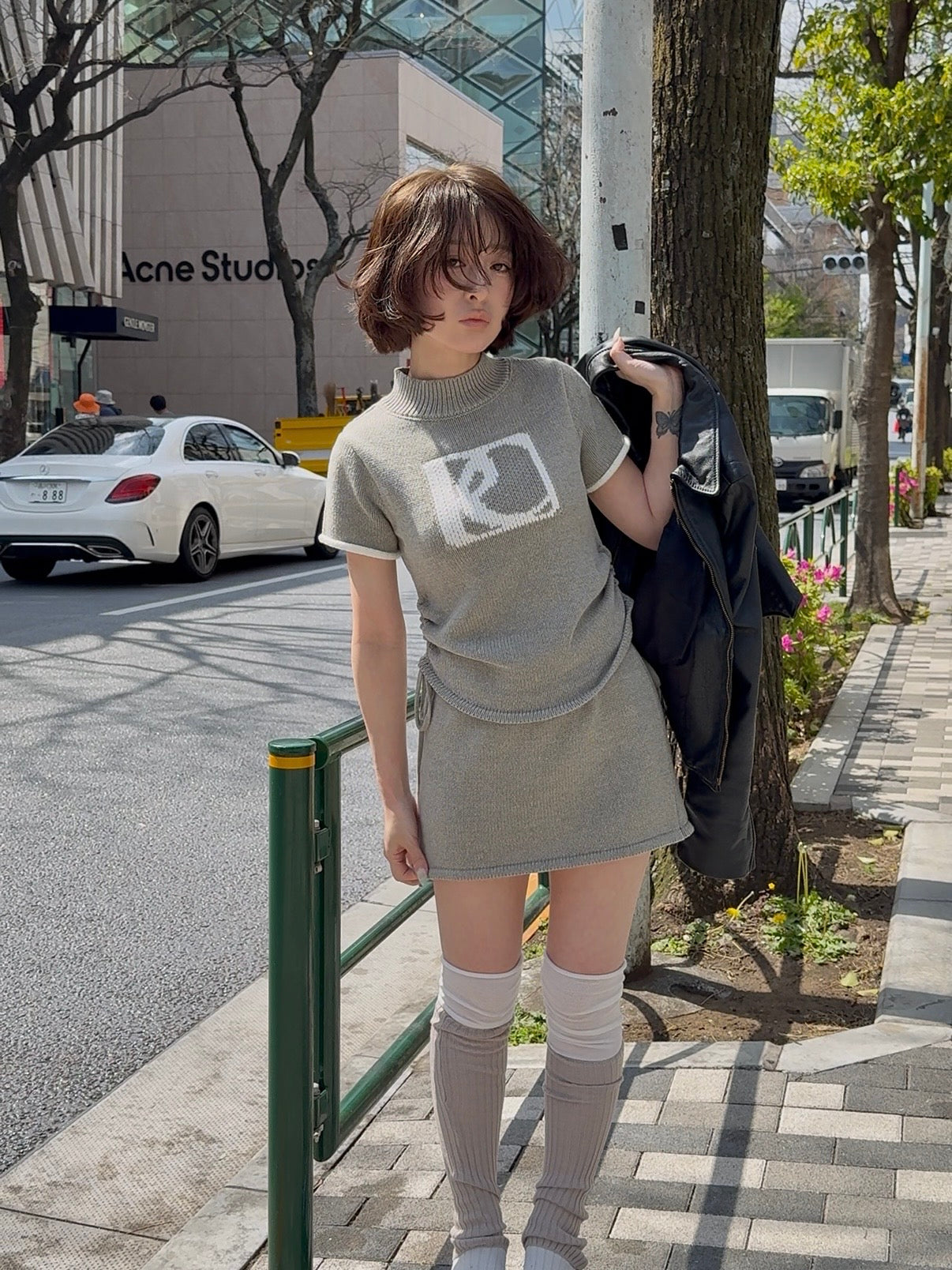 emblem knit set up