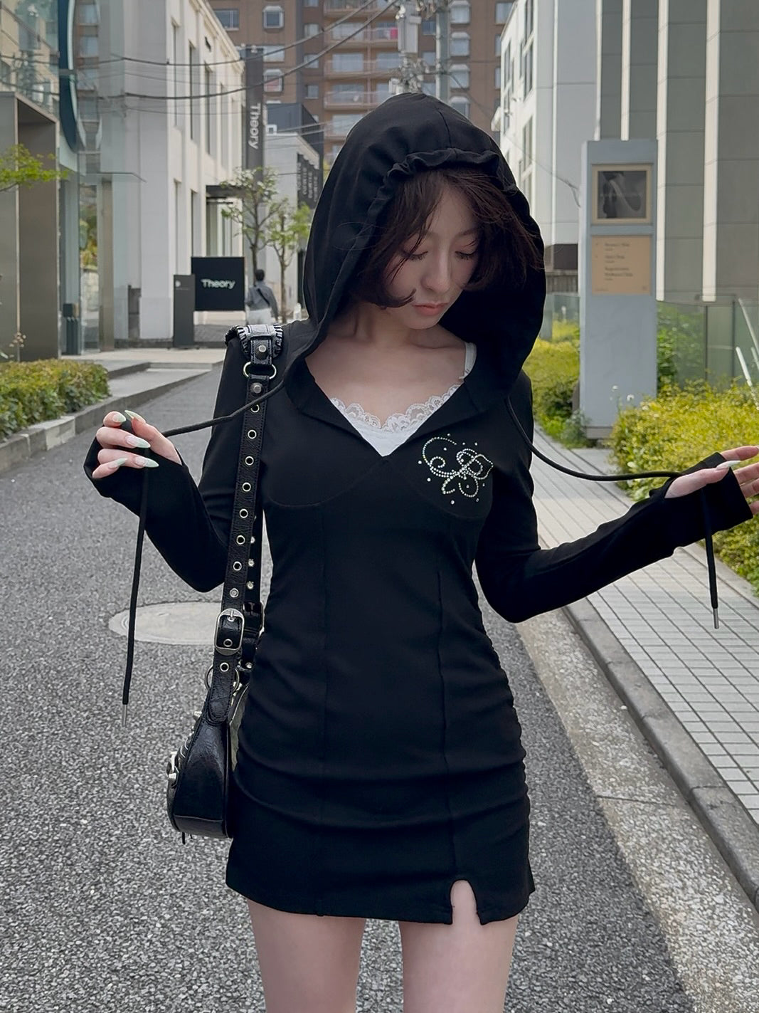 loose hoodie op