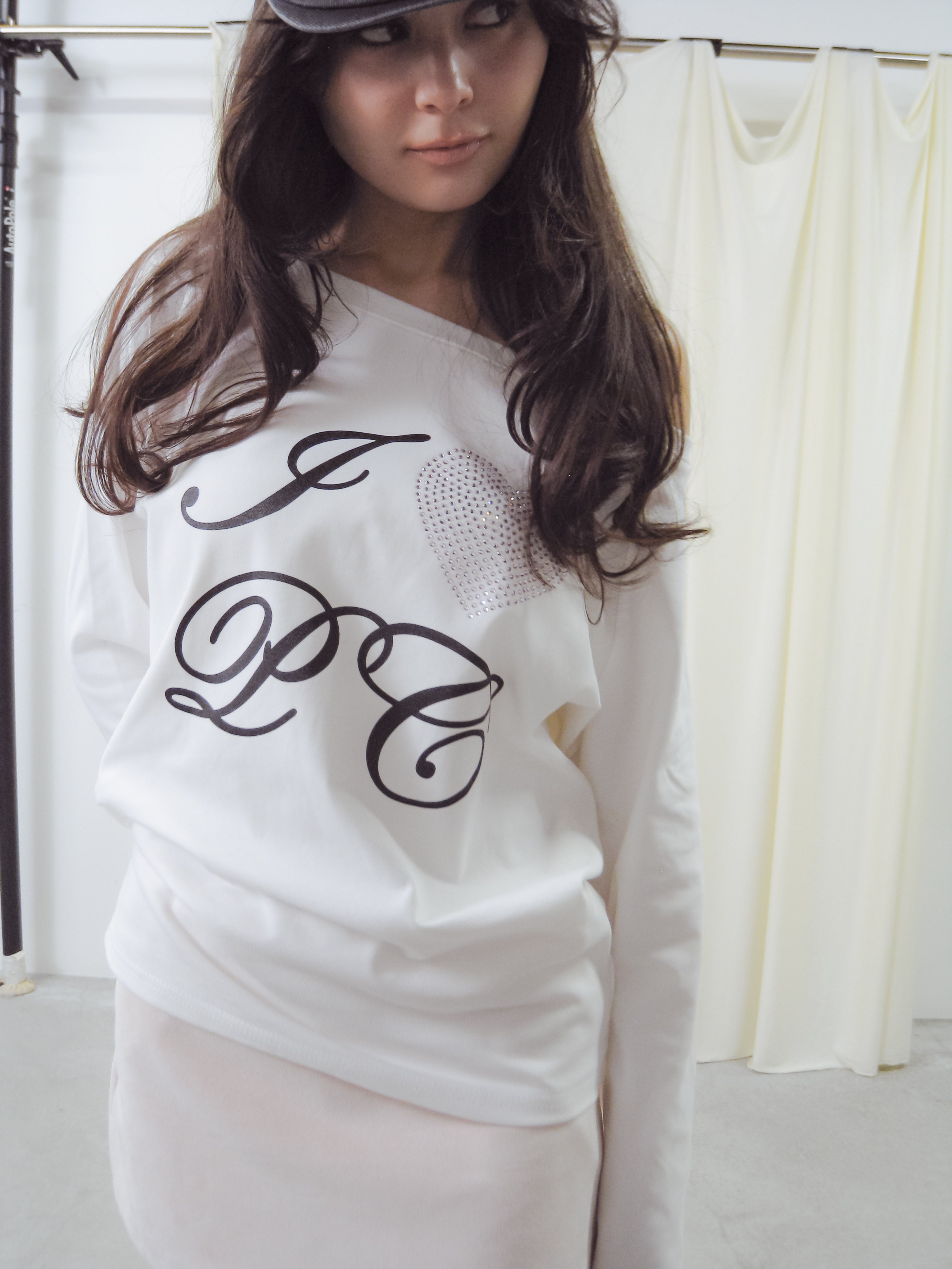 jewelic luv tee