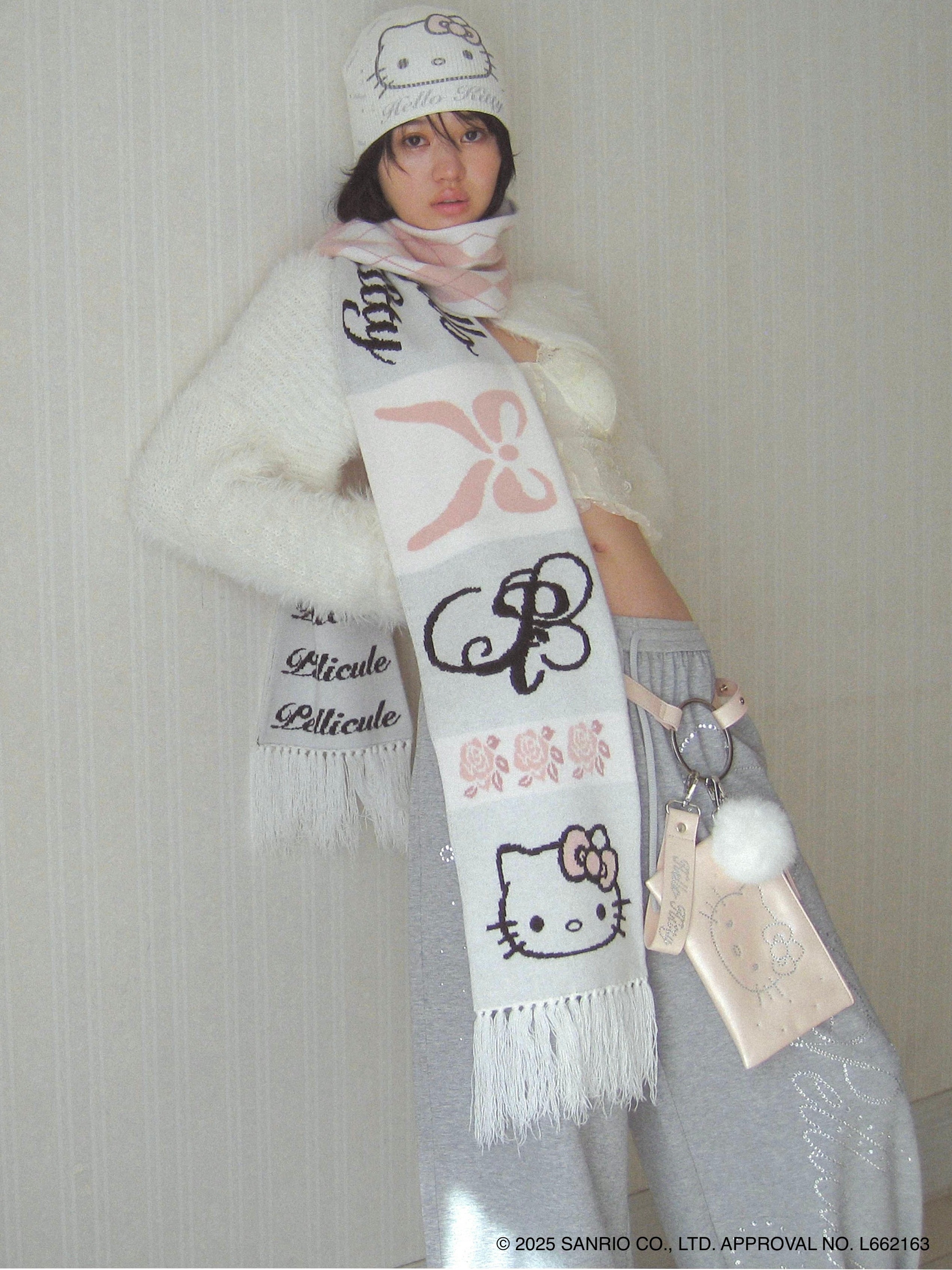 HELLO KITTY charm pouch shoulder