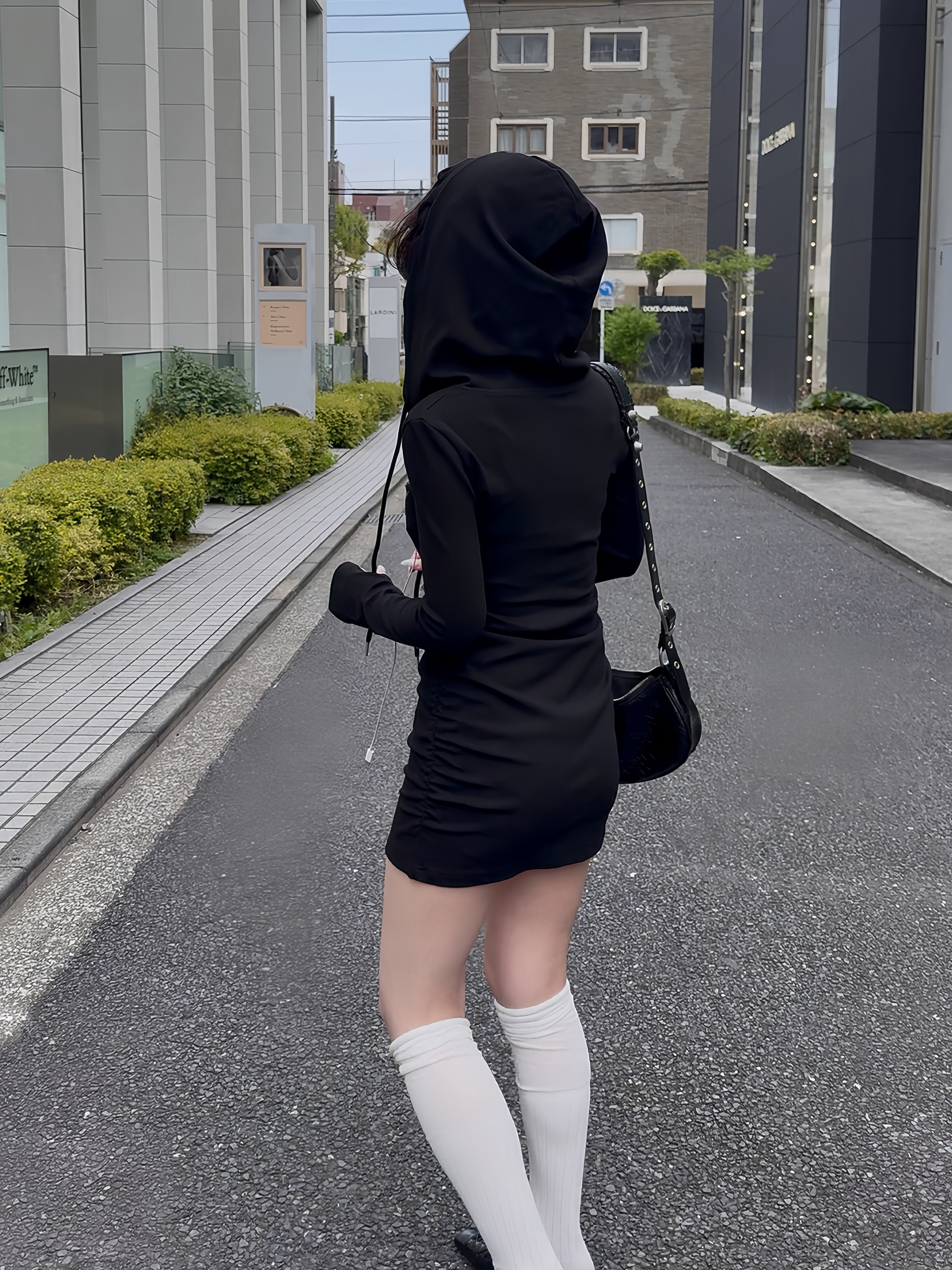 loose hoodie op