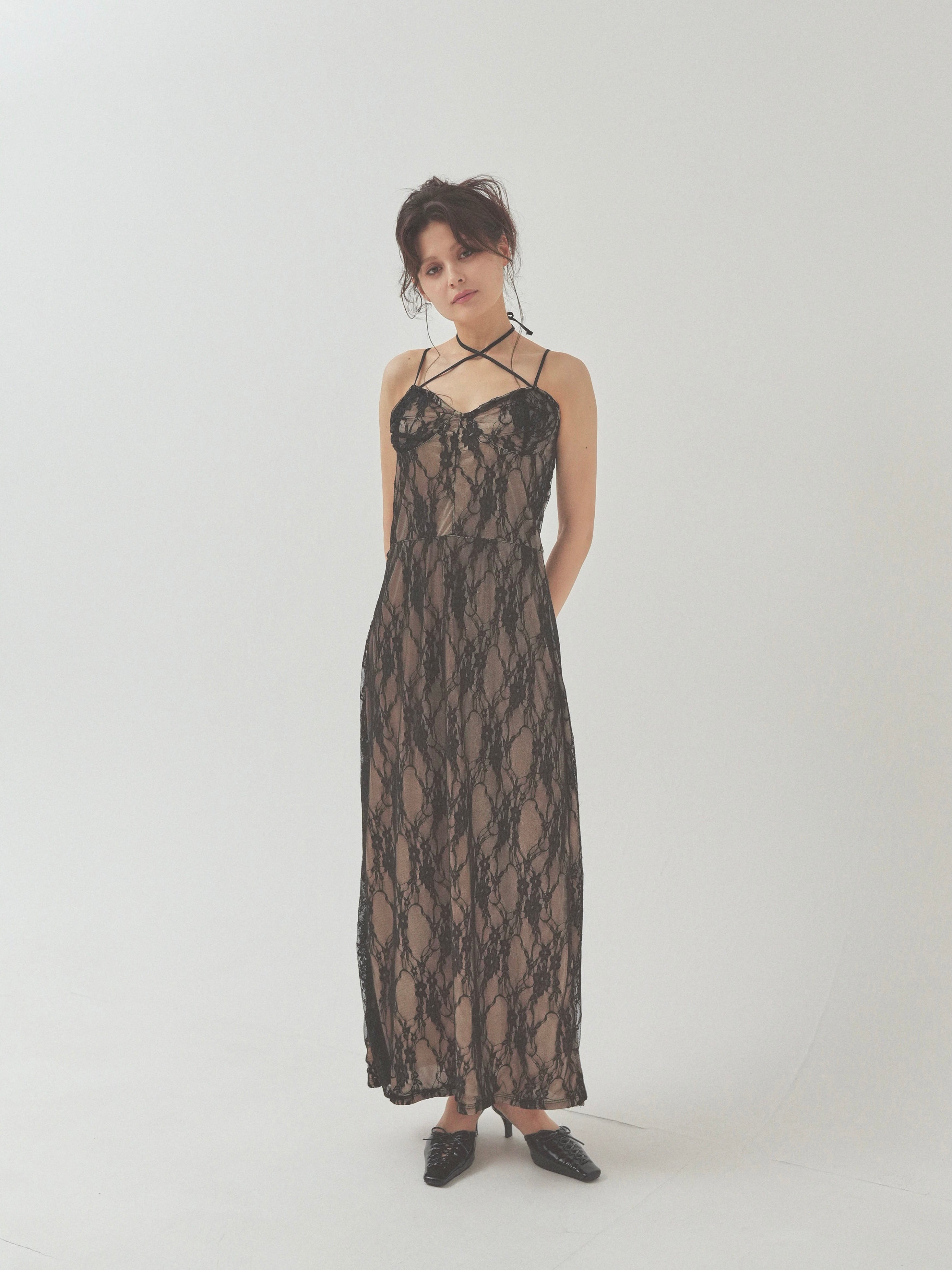 lace slit ribbon onepiece
