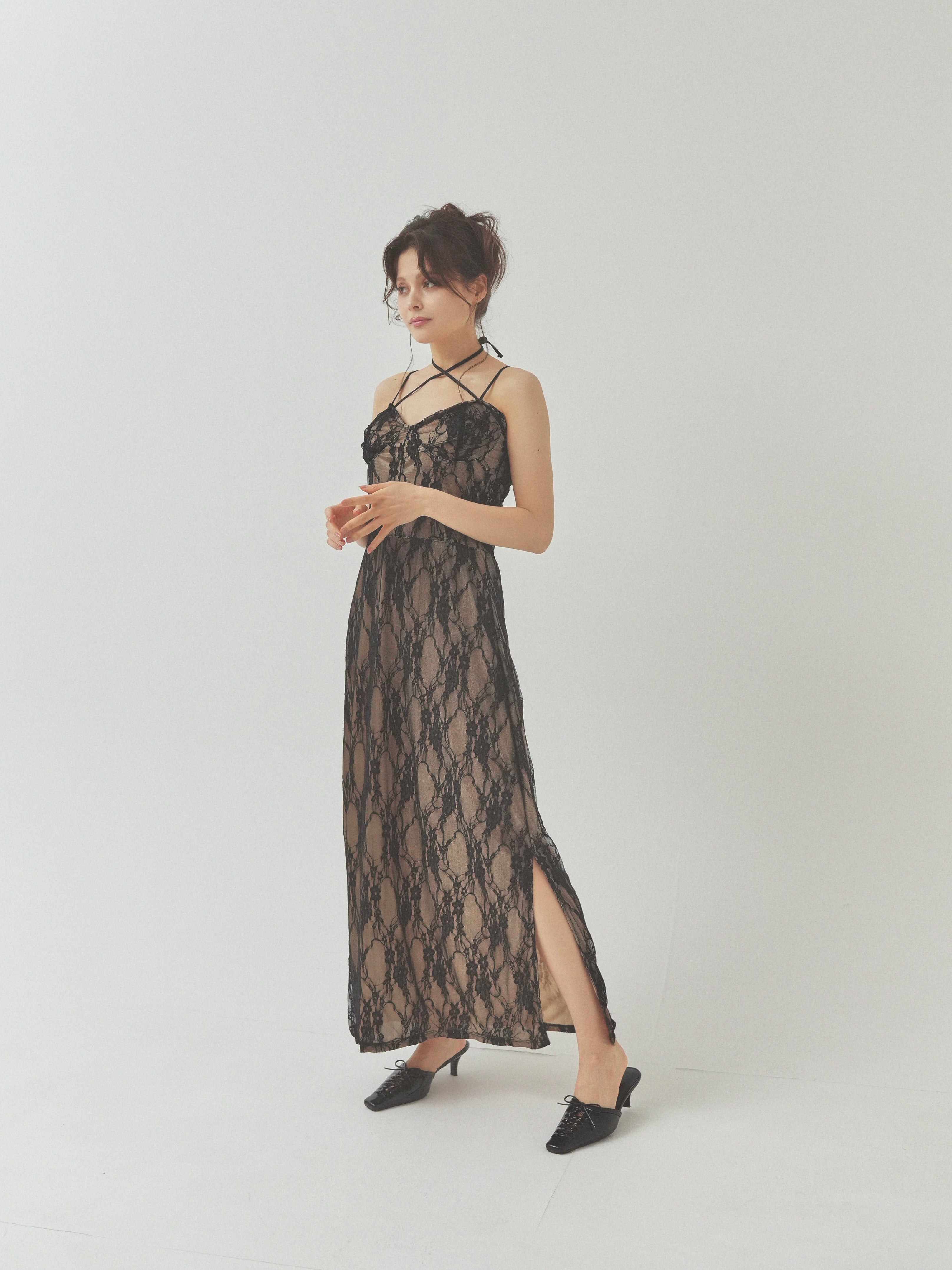 lace slit ribbon onepiece