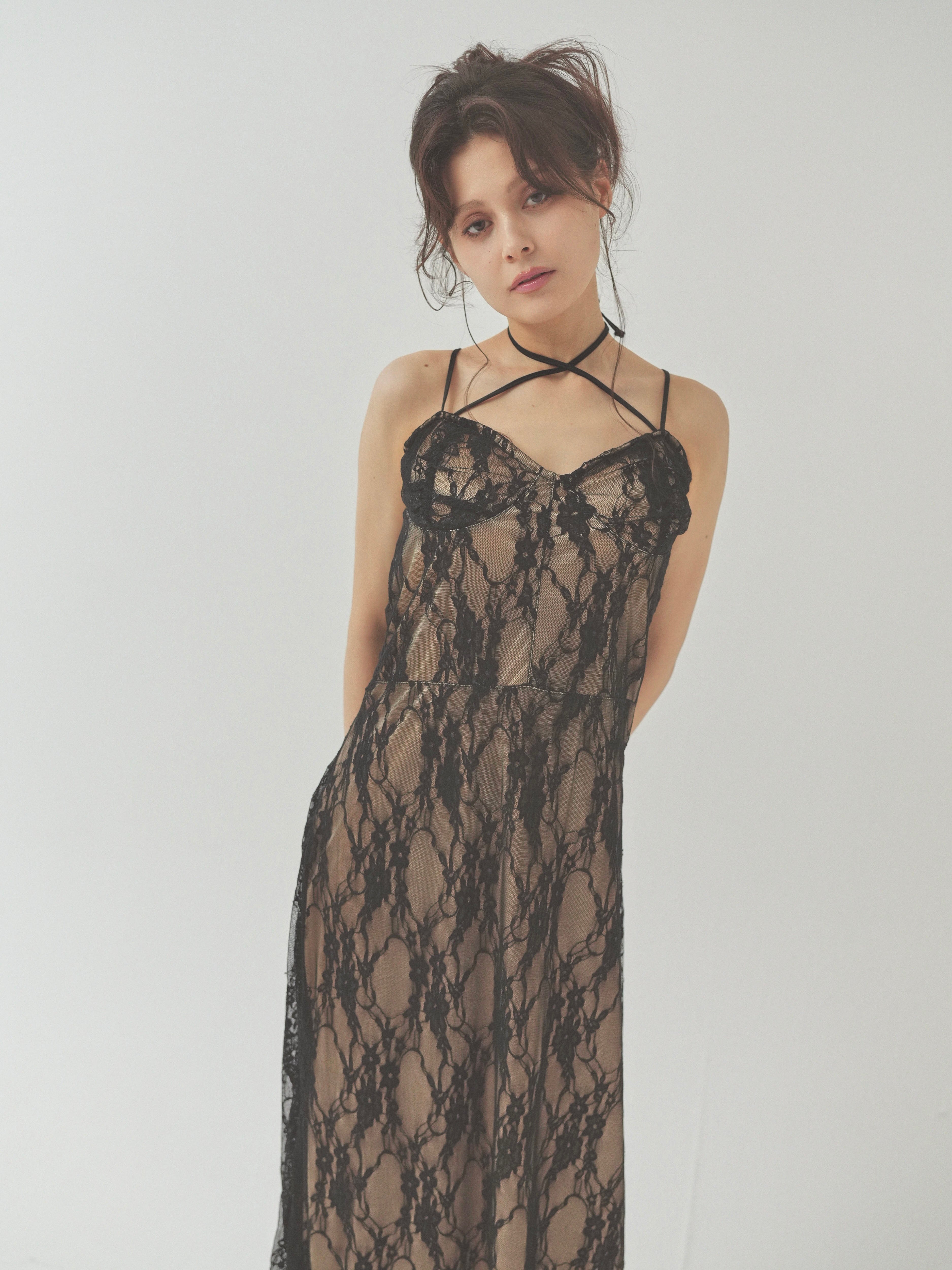lace slit ribbon onepiece