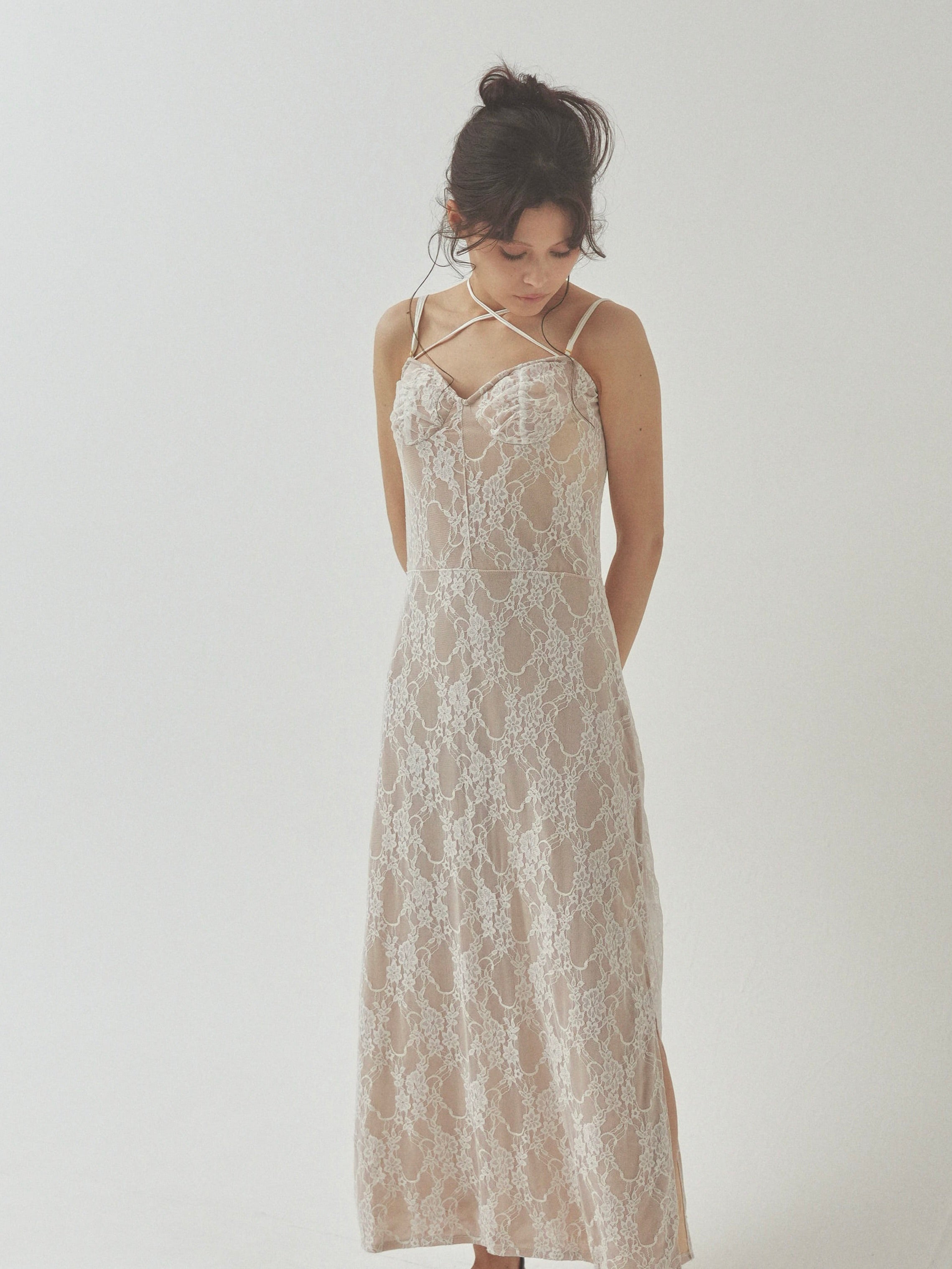 lace slit ribbon onepiece