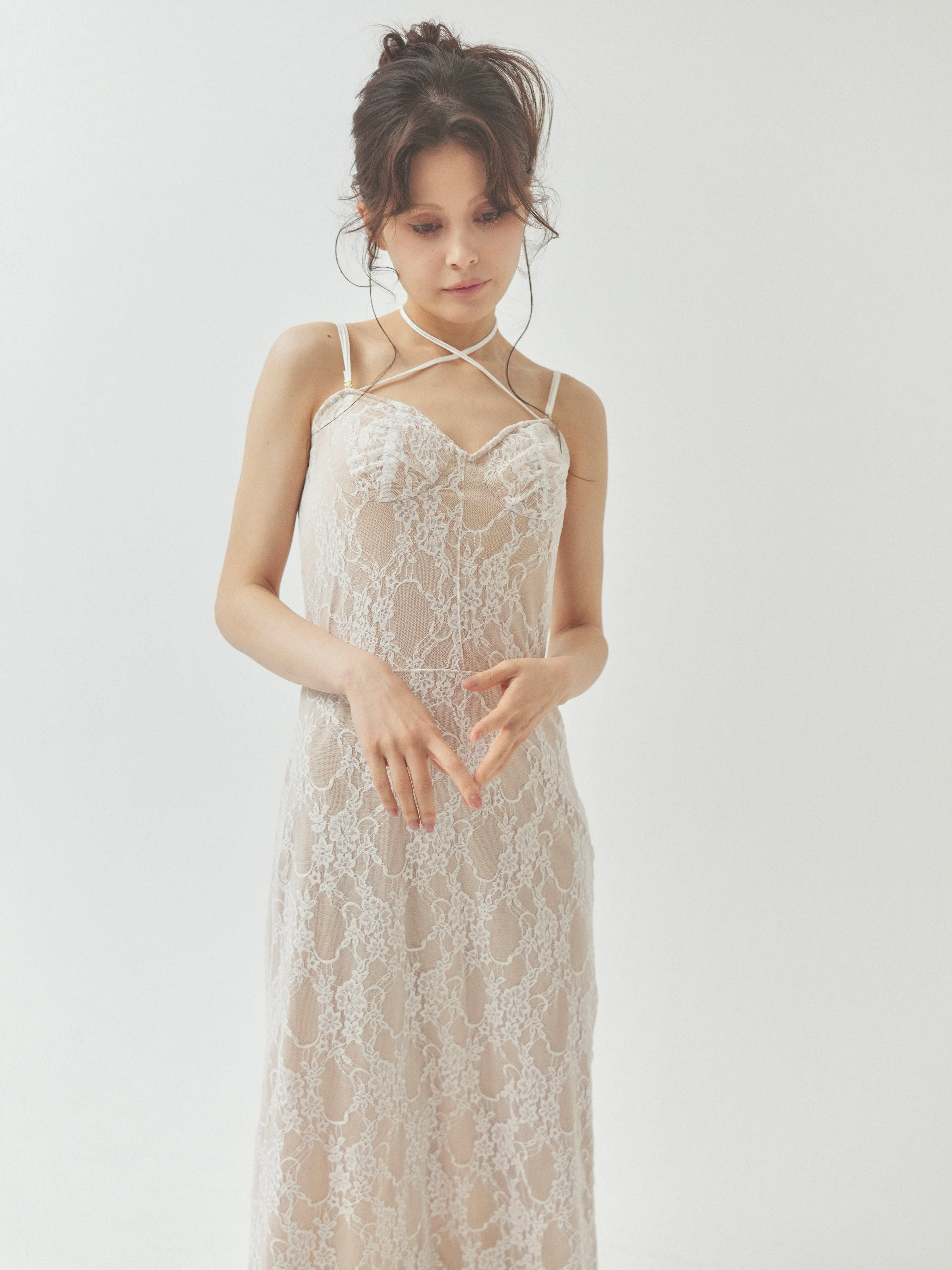 lace slit ribbon onepiece