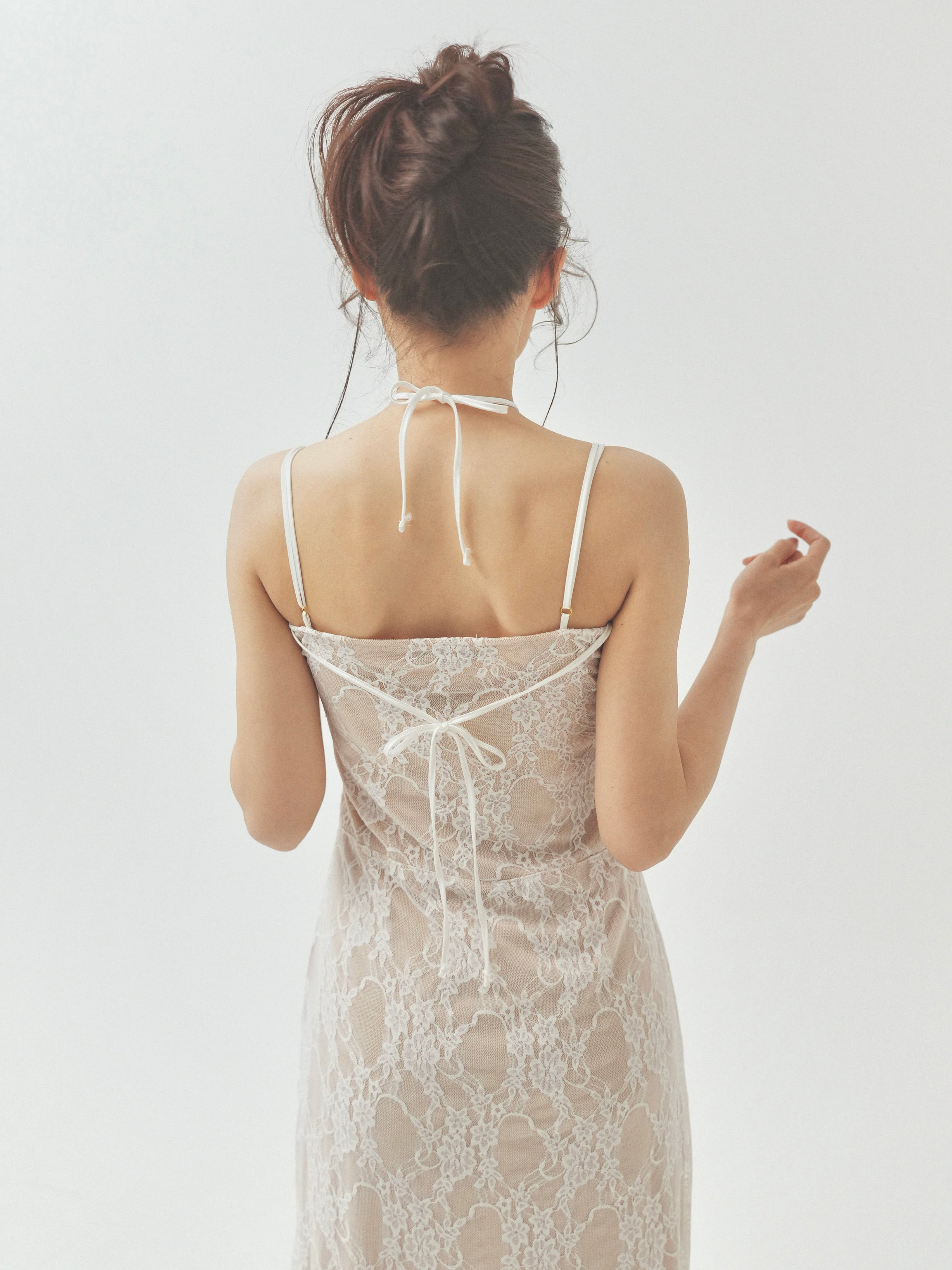 lace slit ribbon onepiece
