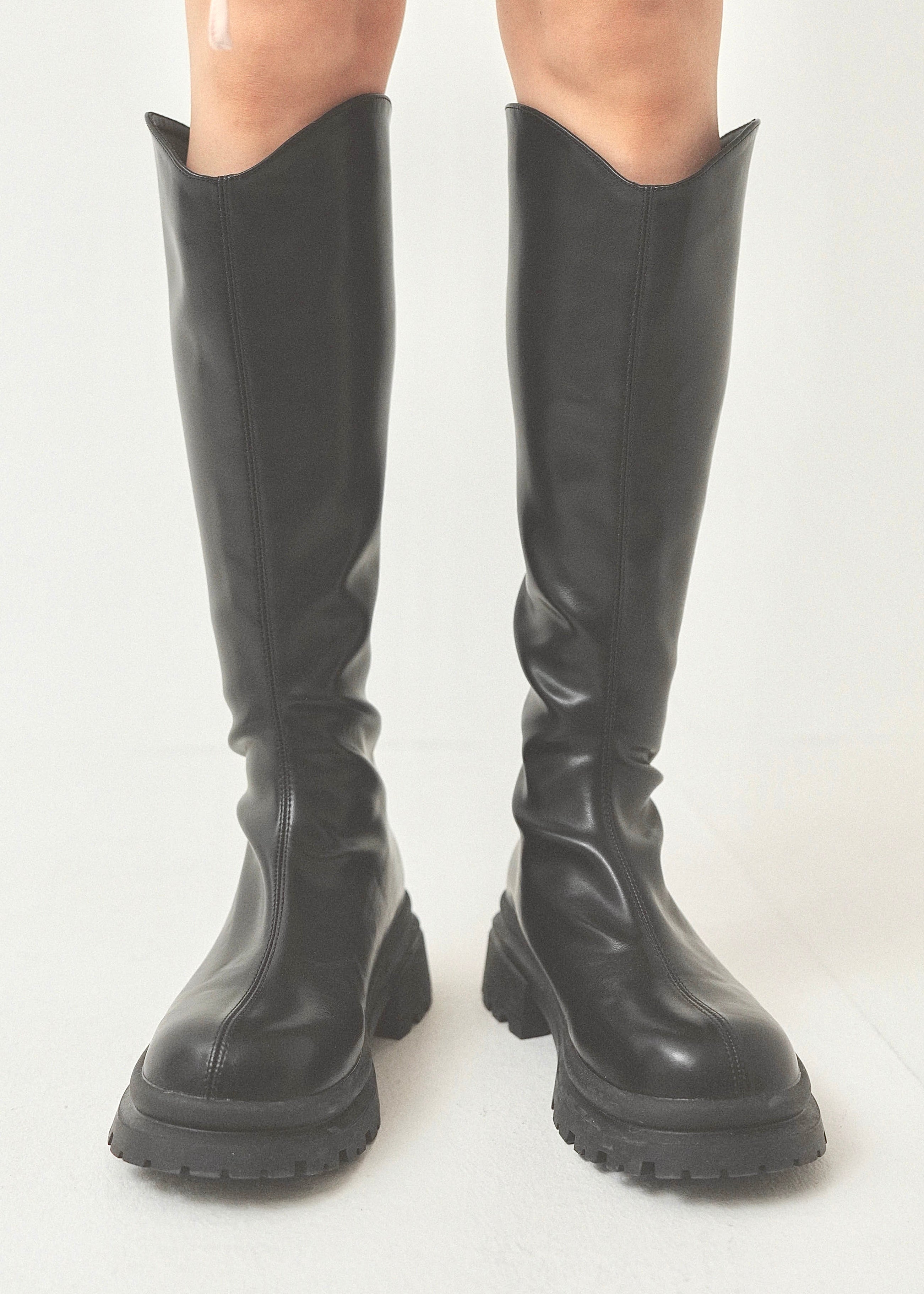 tracksole curve boots