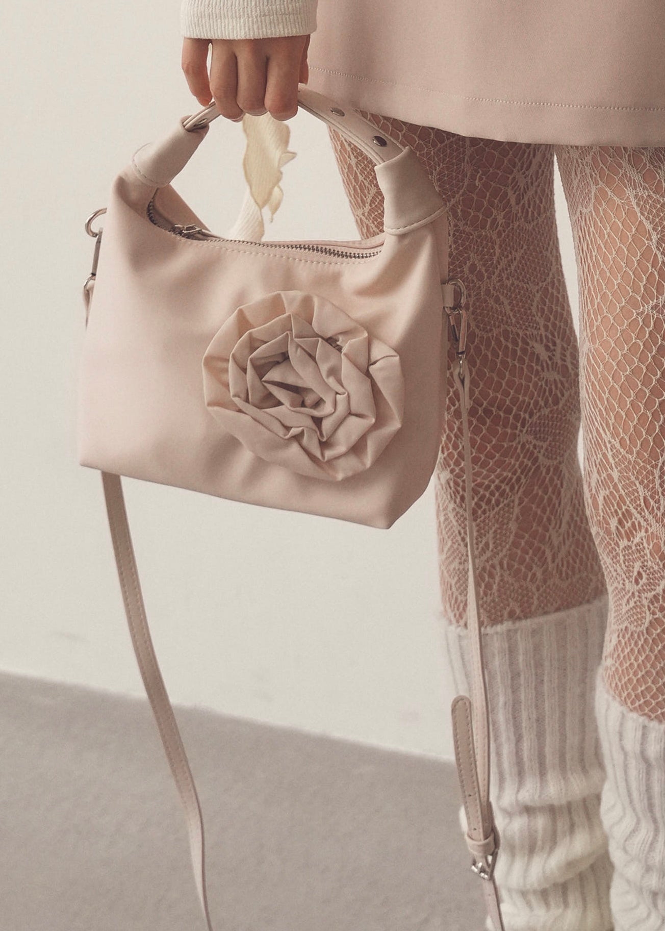 rose motif bag