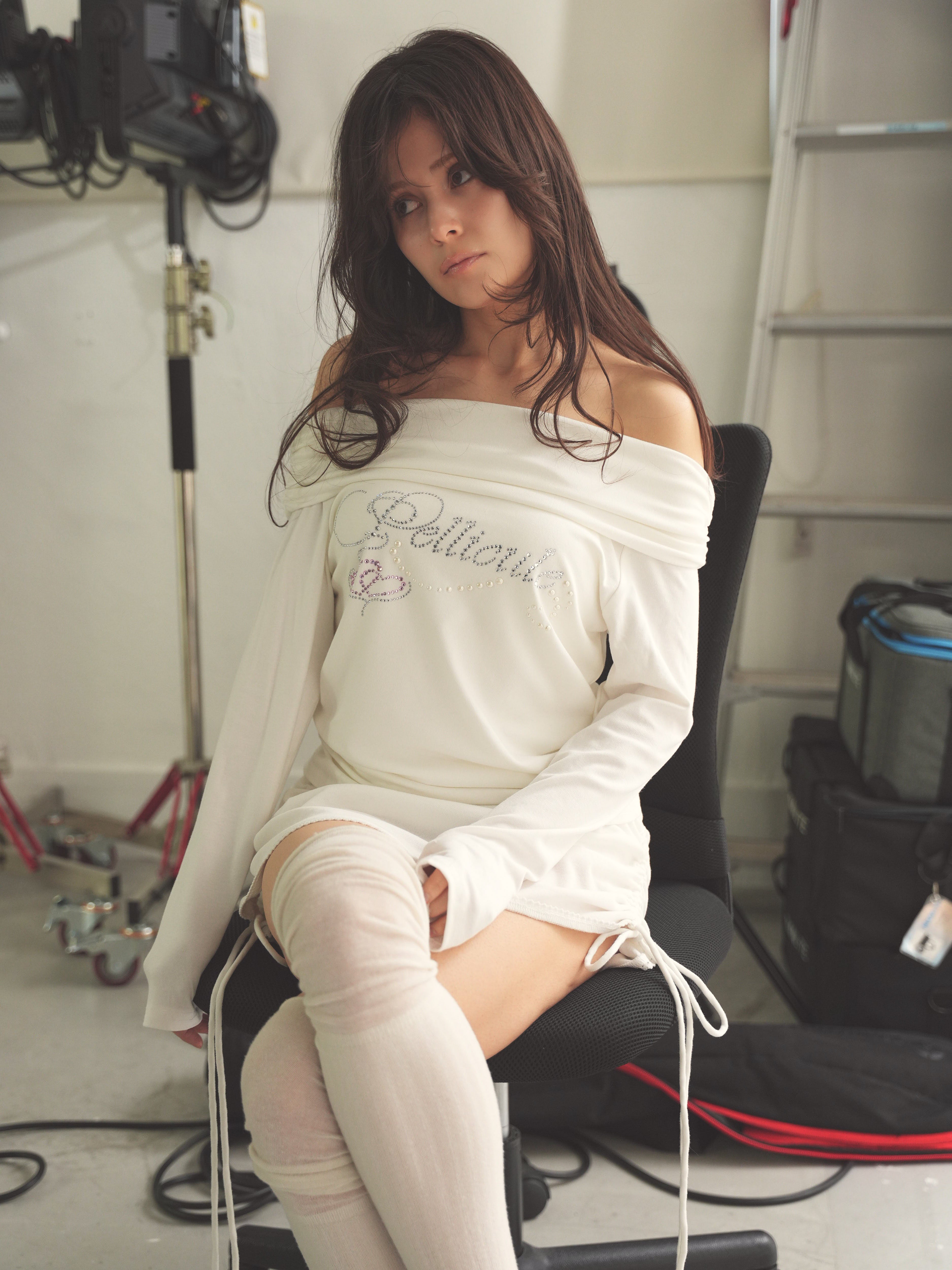 美品　jewelic luv offshoulder ホワイト　オフショル　白 jewelic luv offshoulder｜PELLICULE | ぺリキュール
