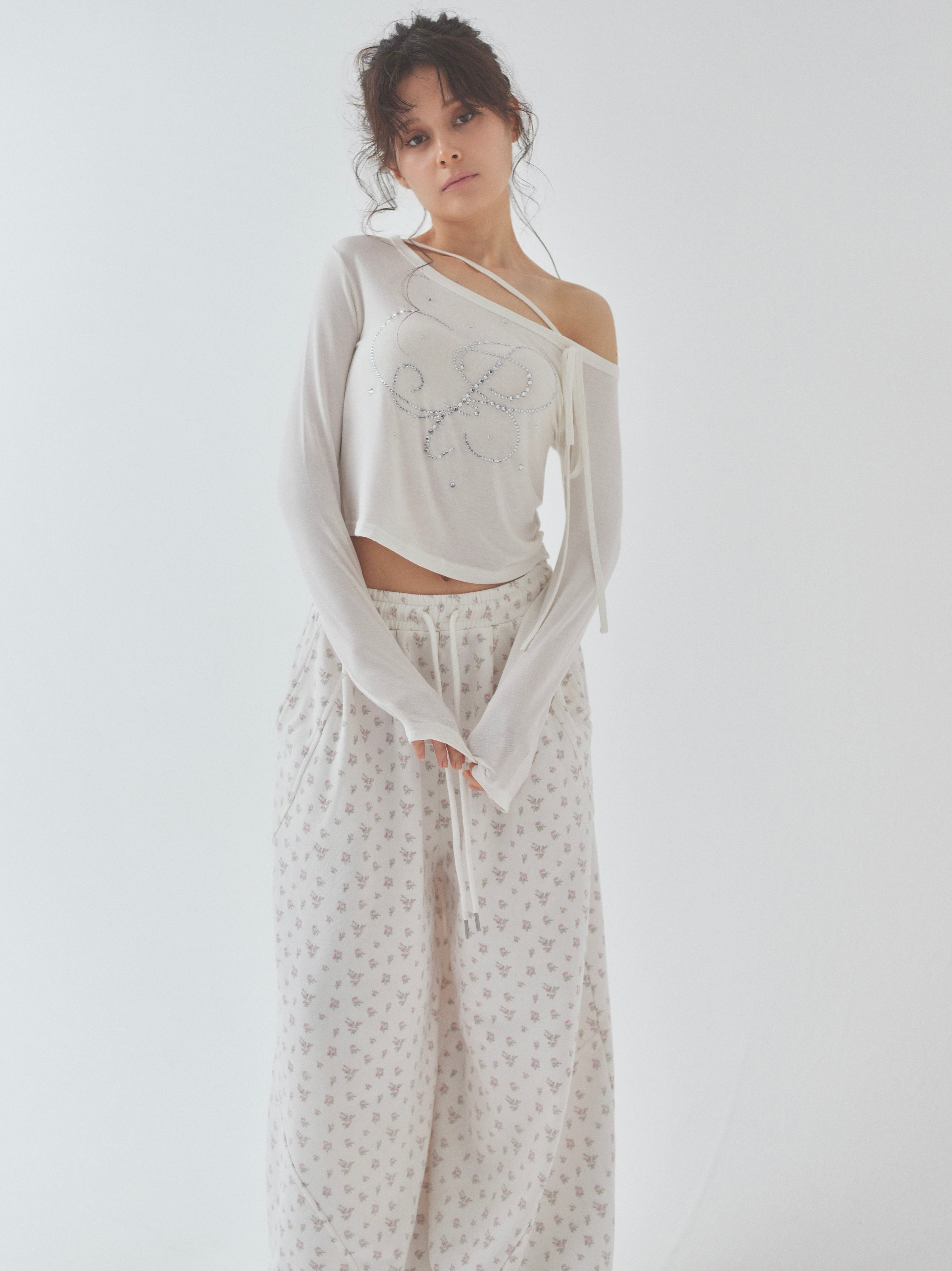 トップス pellicule silky oneshoulder tp silky oneshoulder tp｜PELLICULE | ぺリキュール