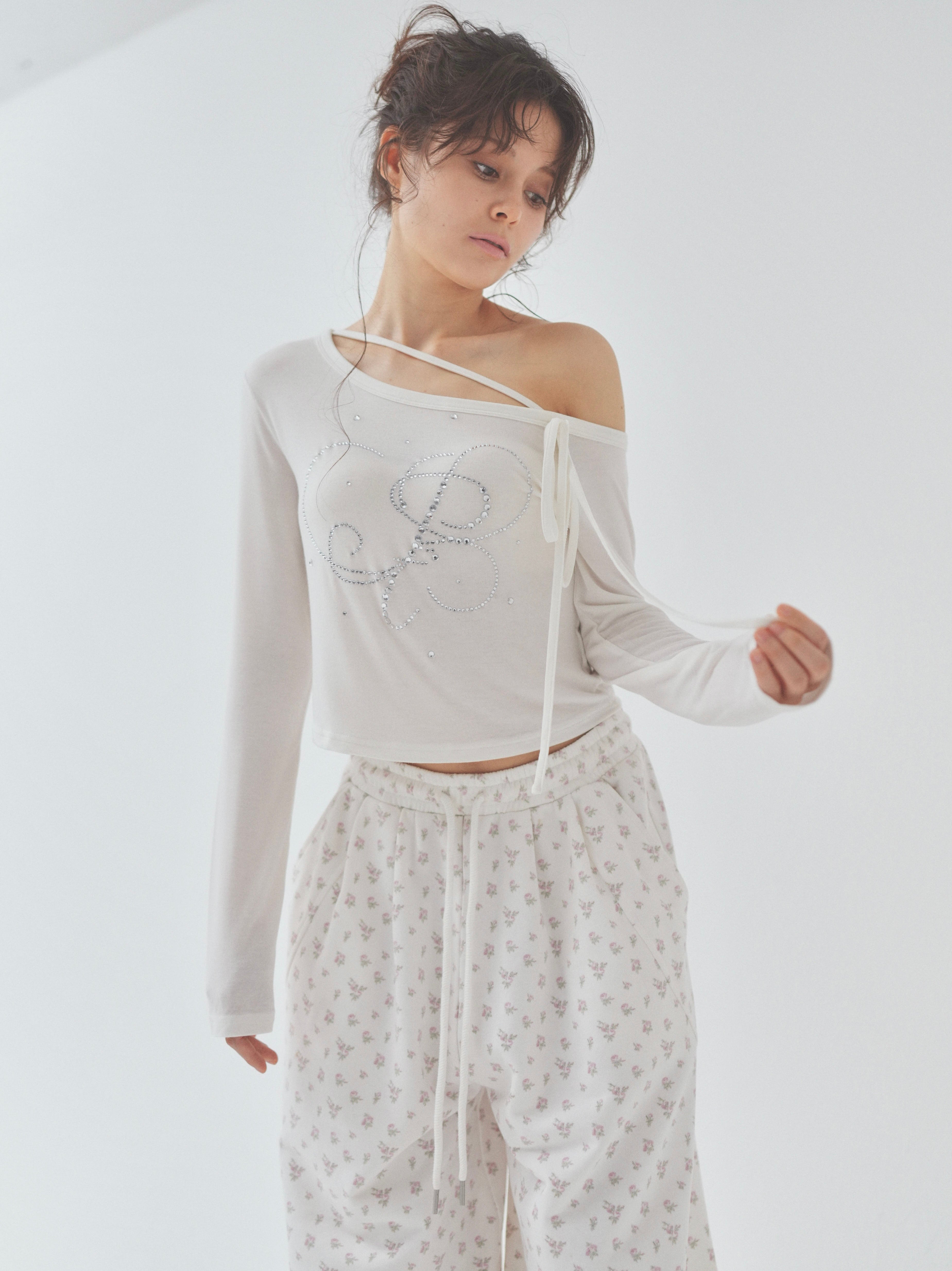 トップス pellicule silky oneshoulder tp silky oneshoulder tp｜PELLICULE | ぺリキュール