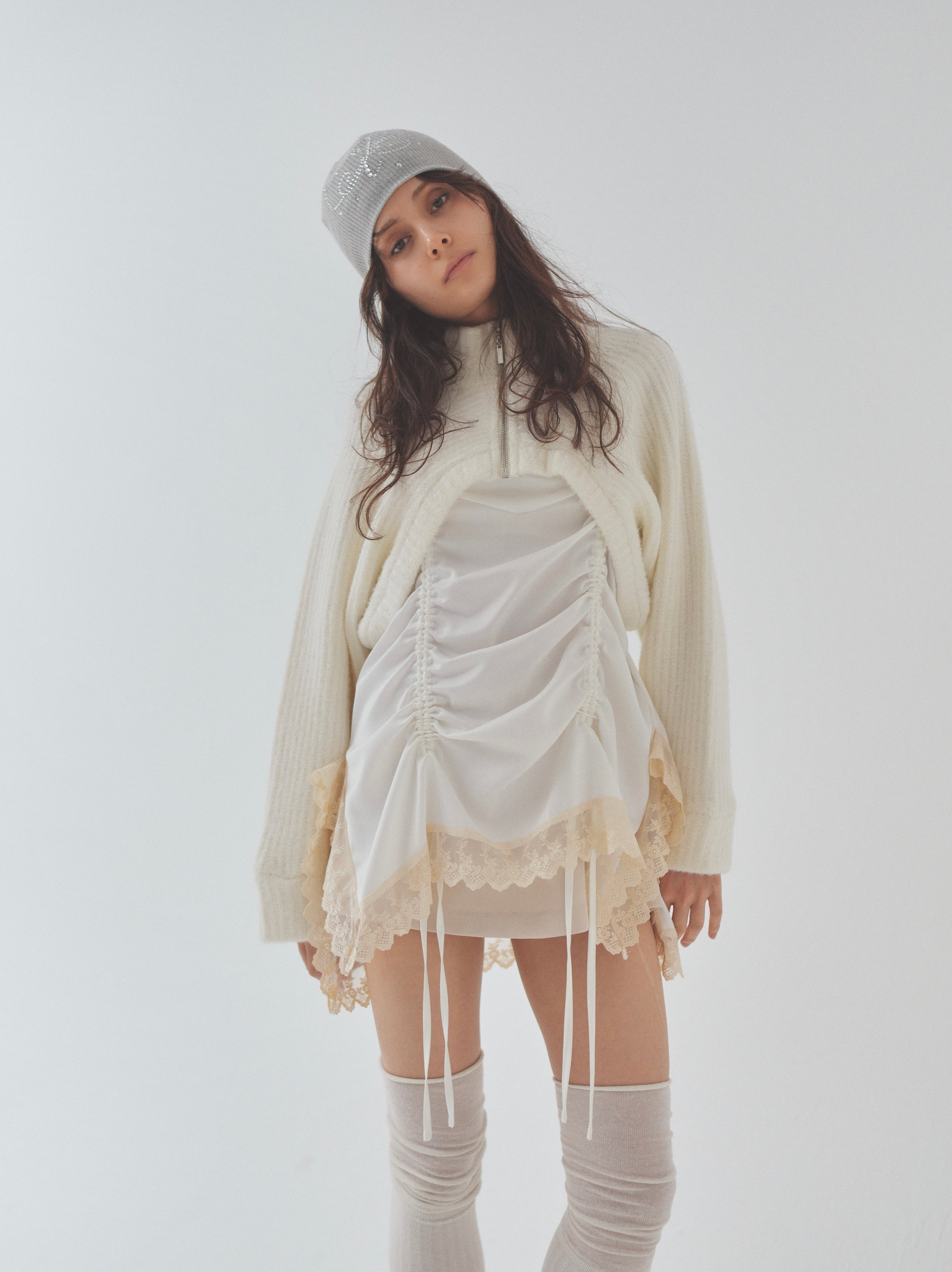 syrup knit tops