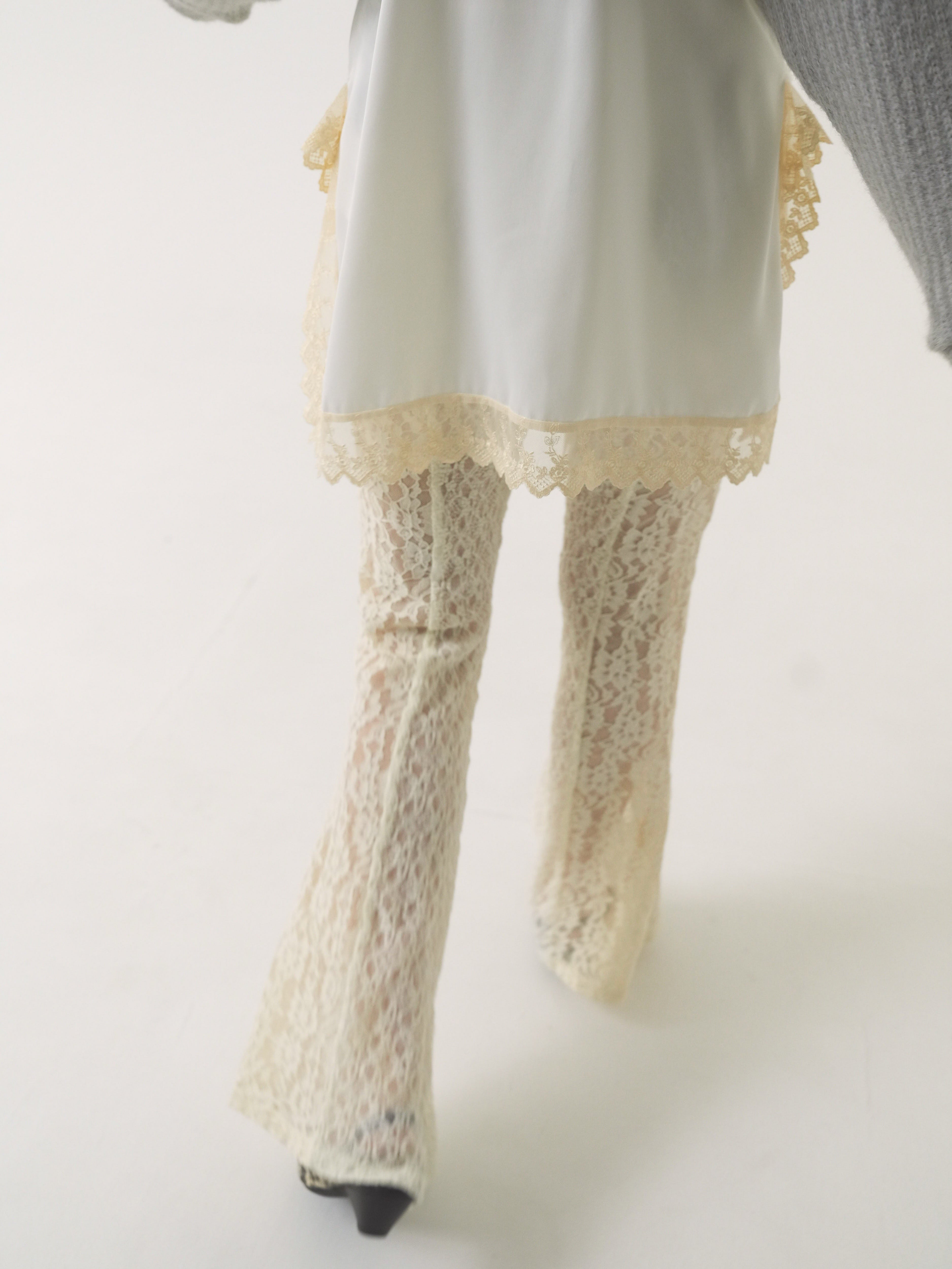 pattern lace flare pants