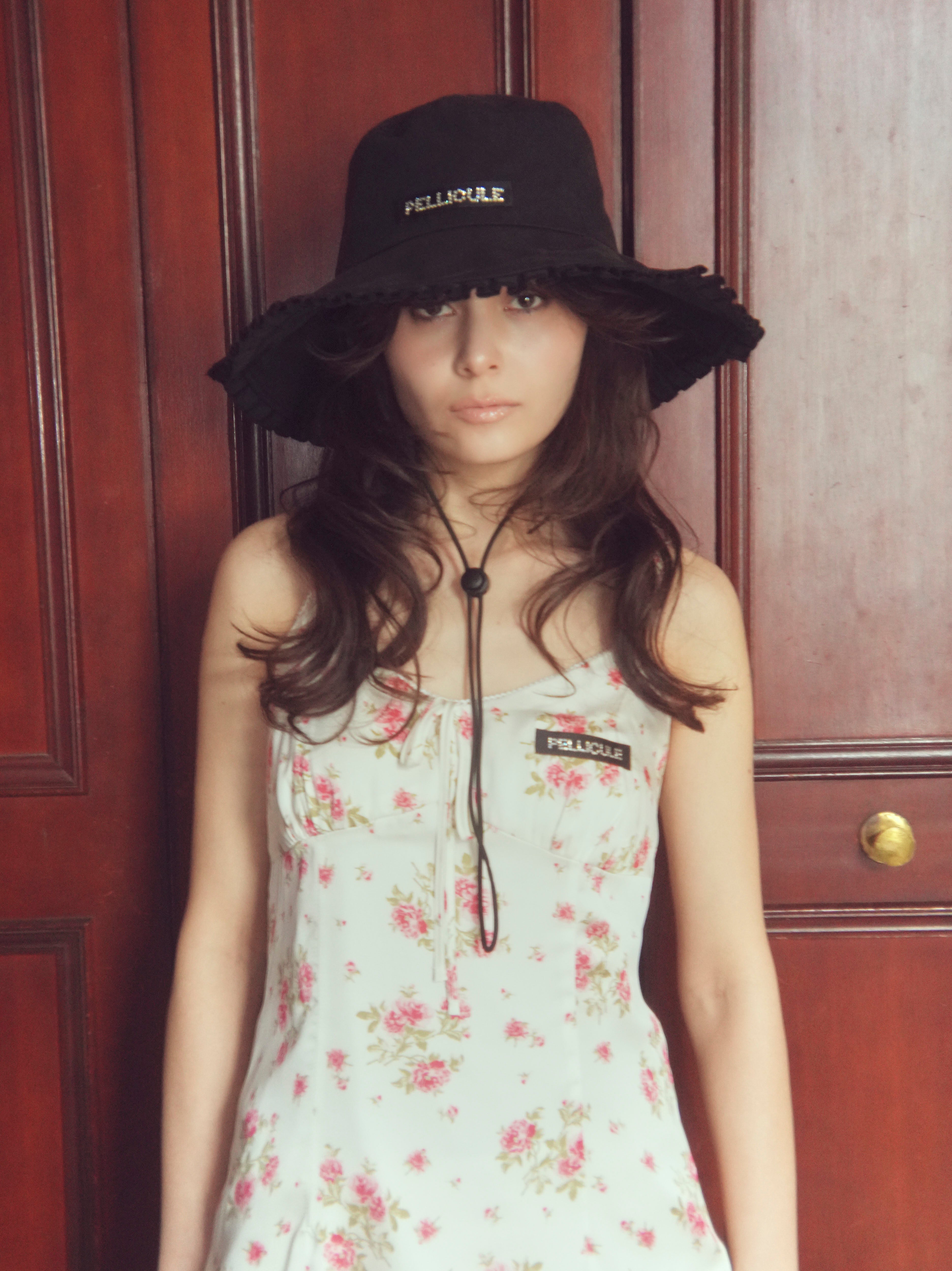 frill safari hat