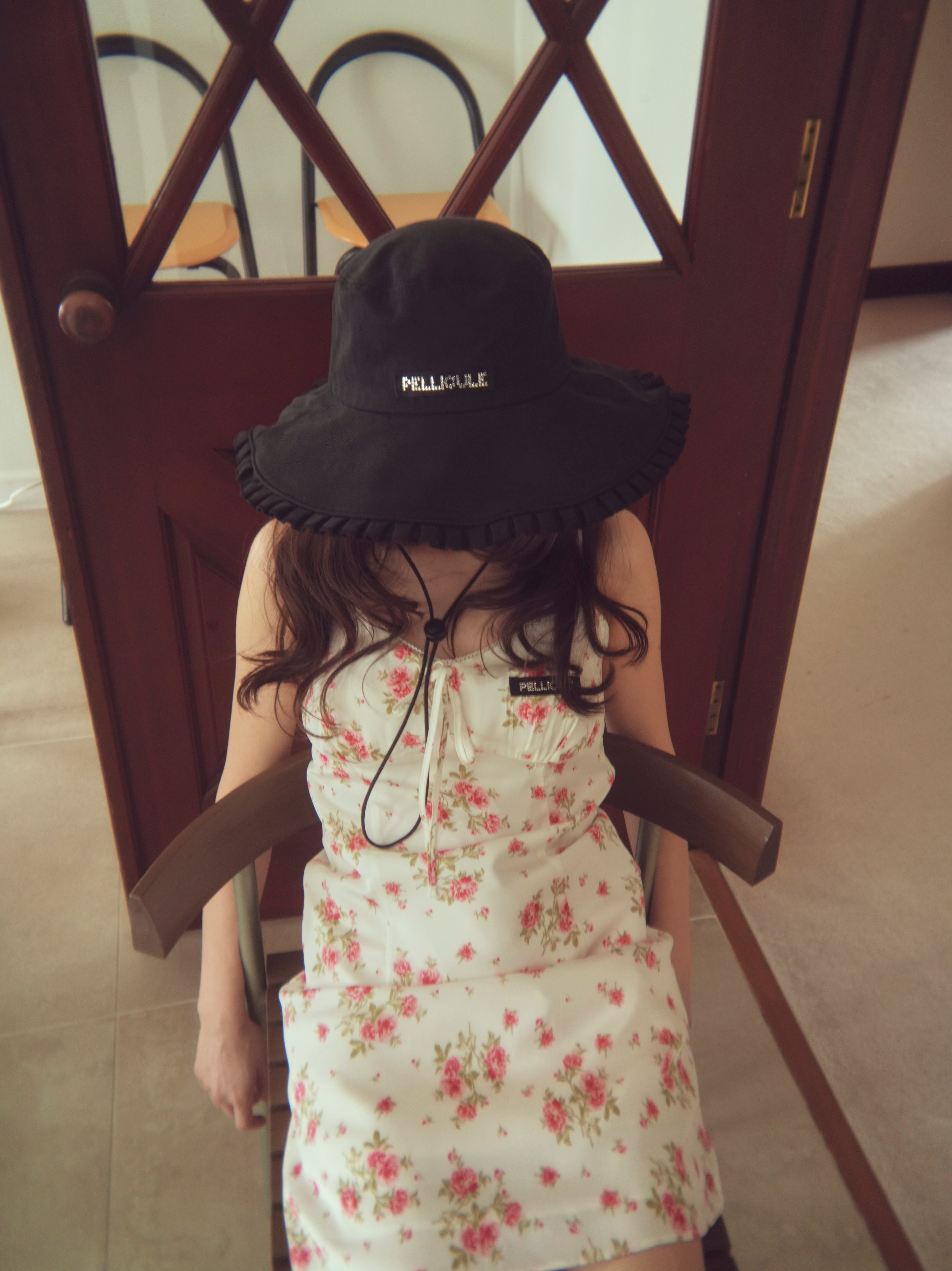 frill safari hat