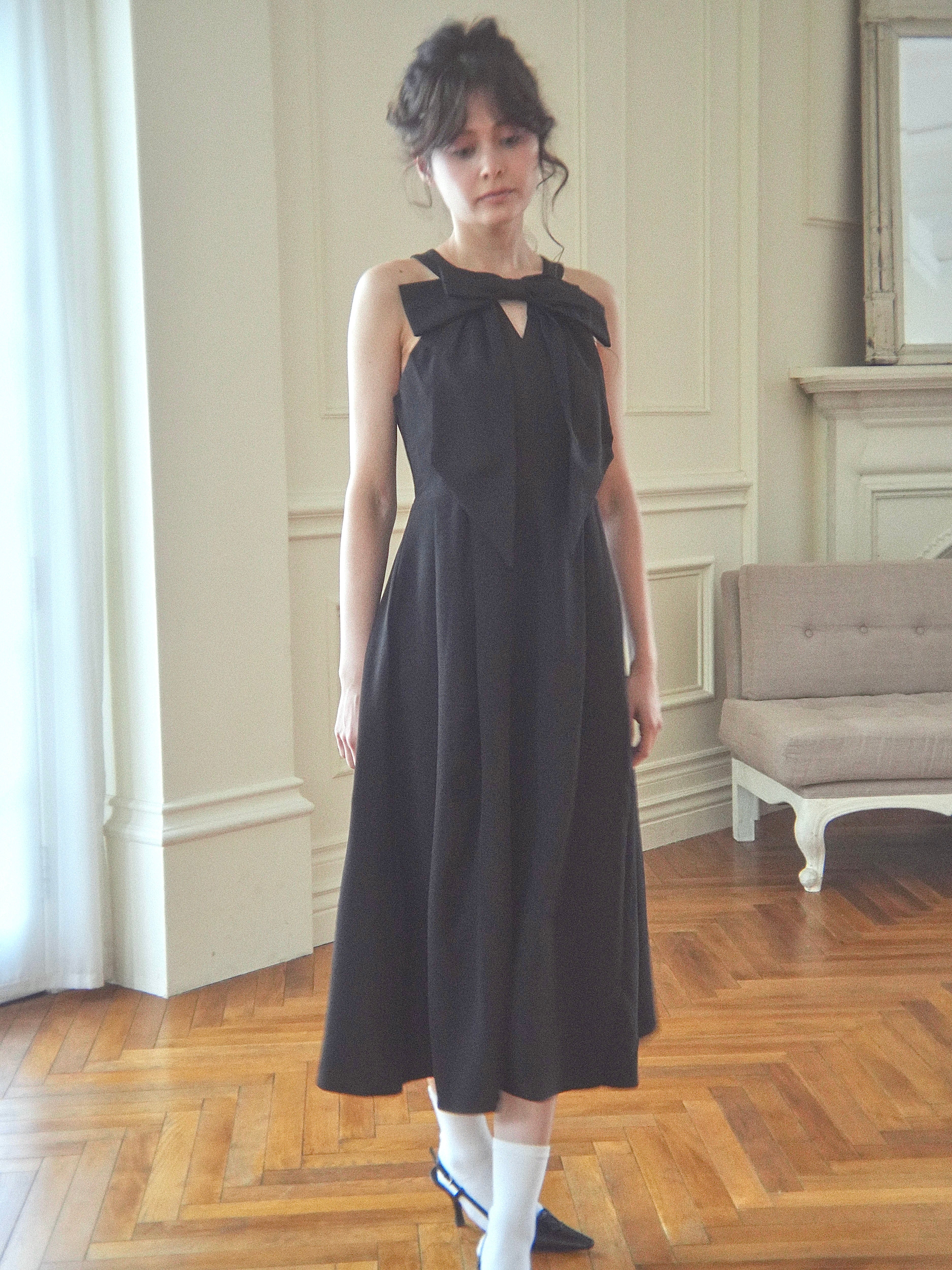 decollete  ribbon onepiece