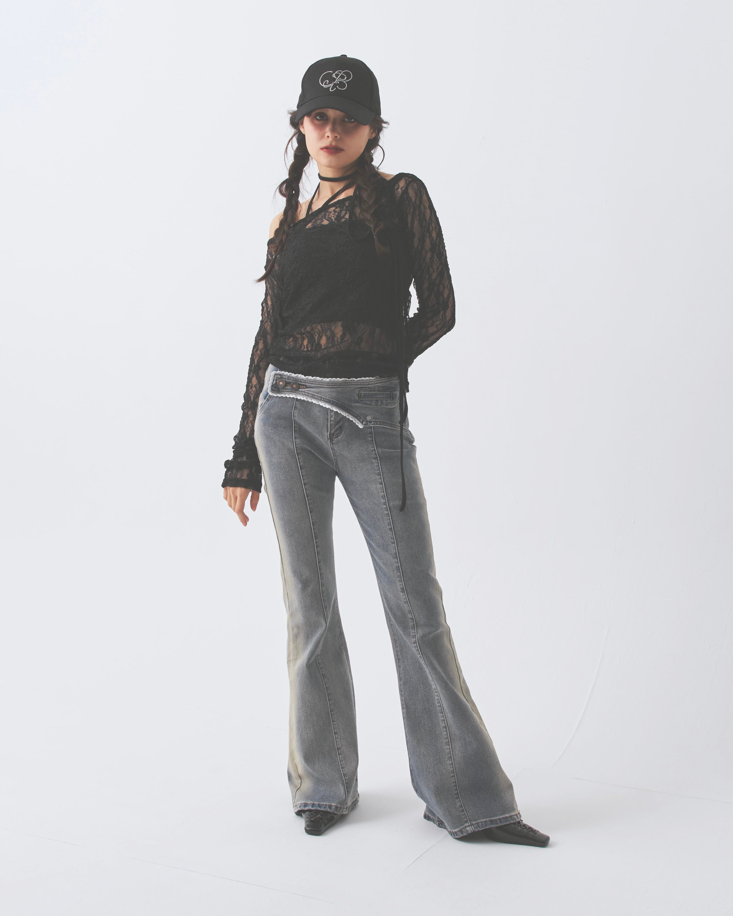 lacebelt flaredenim