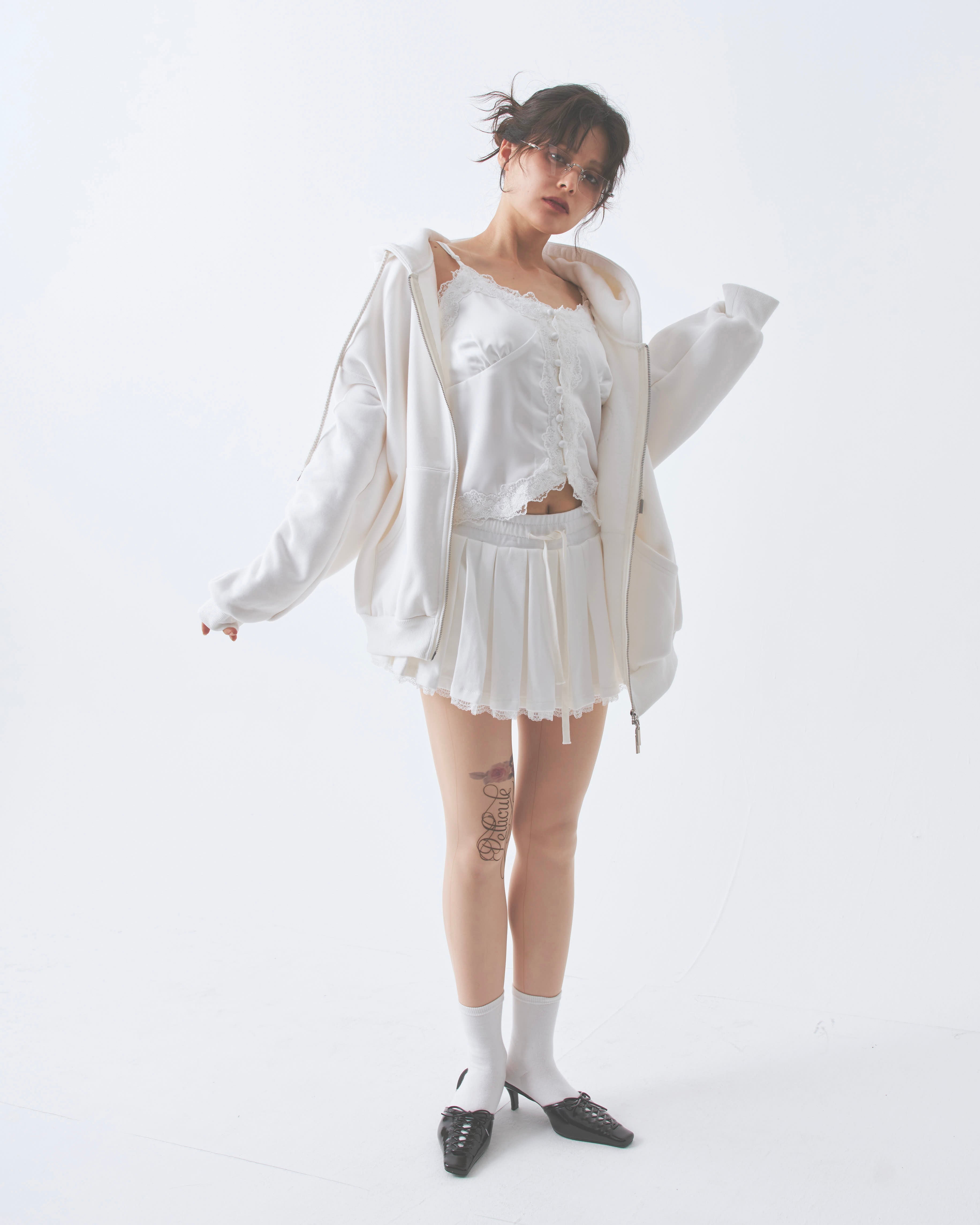 【一部予約】sweat lace pleats skirt