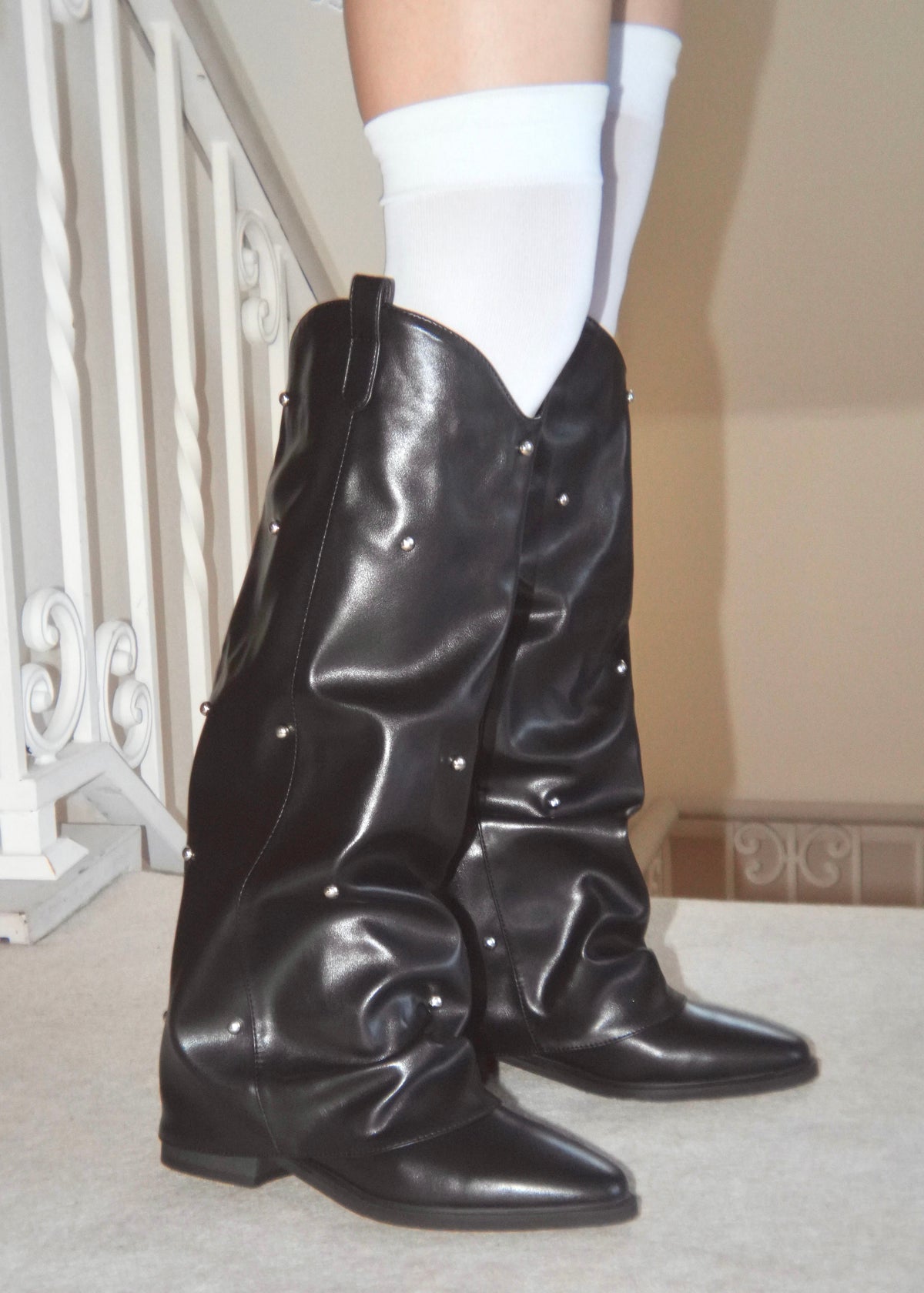 studs slouchy boots