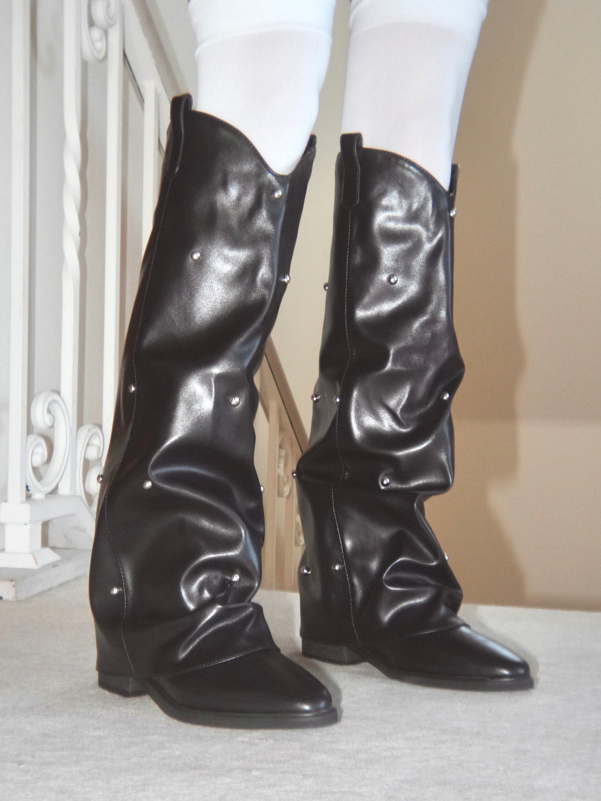 studs slouchy boots