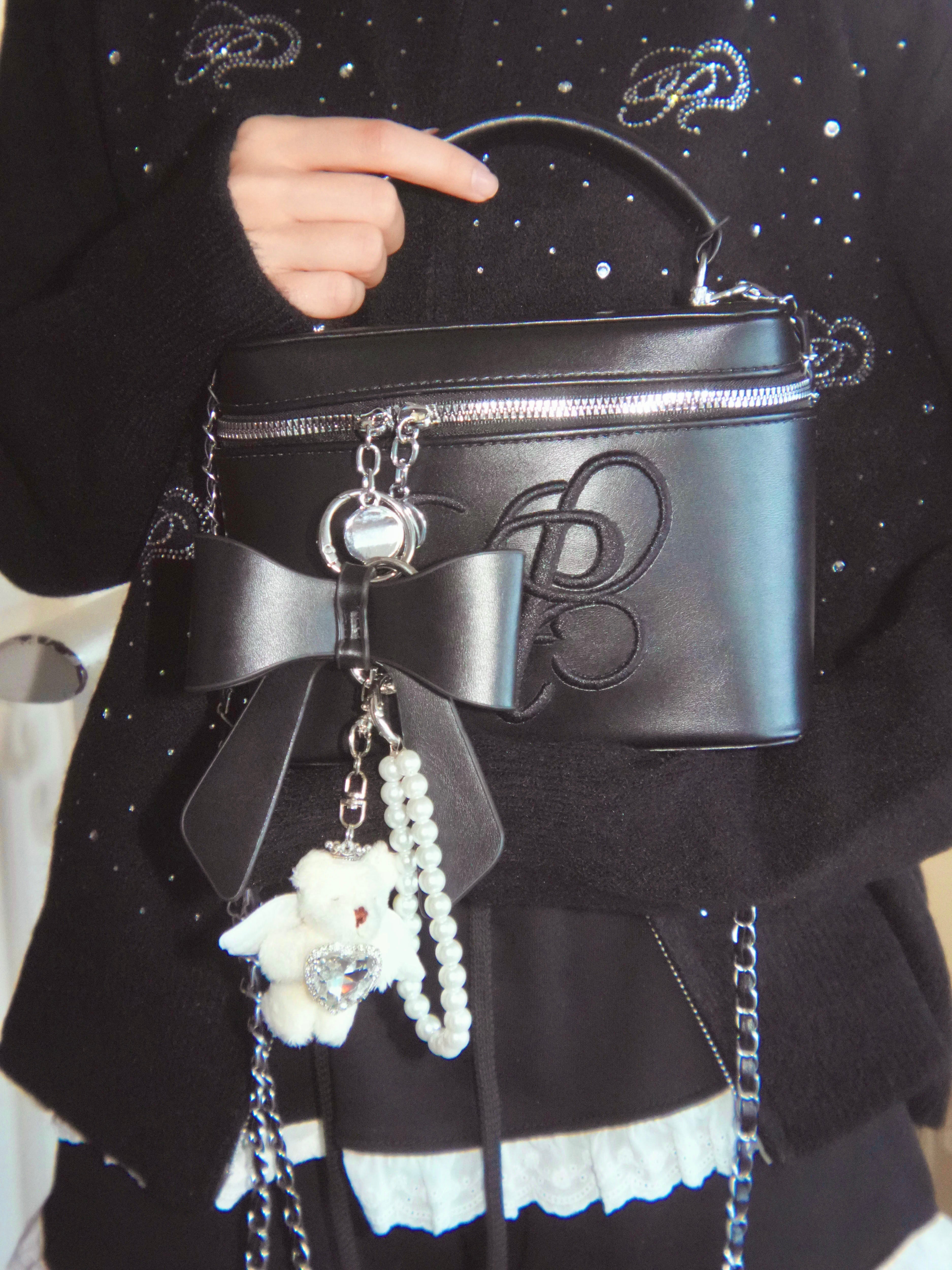 PELLICULE ブラック ショルダーバッグ 黒 バッグ adorable vanity bag｜PELLICULE | ぺリキュール