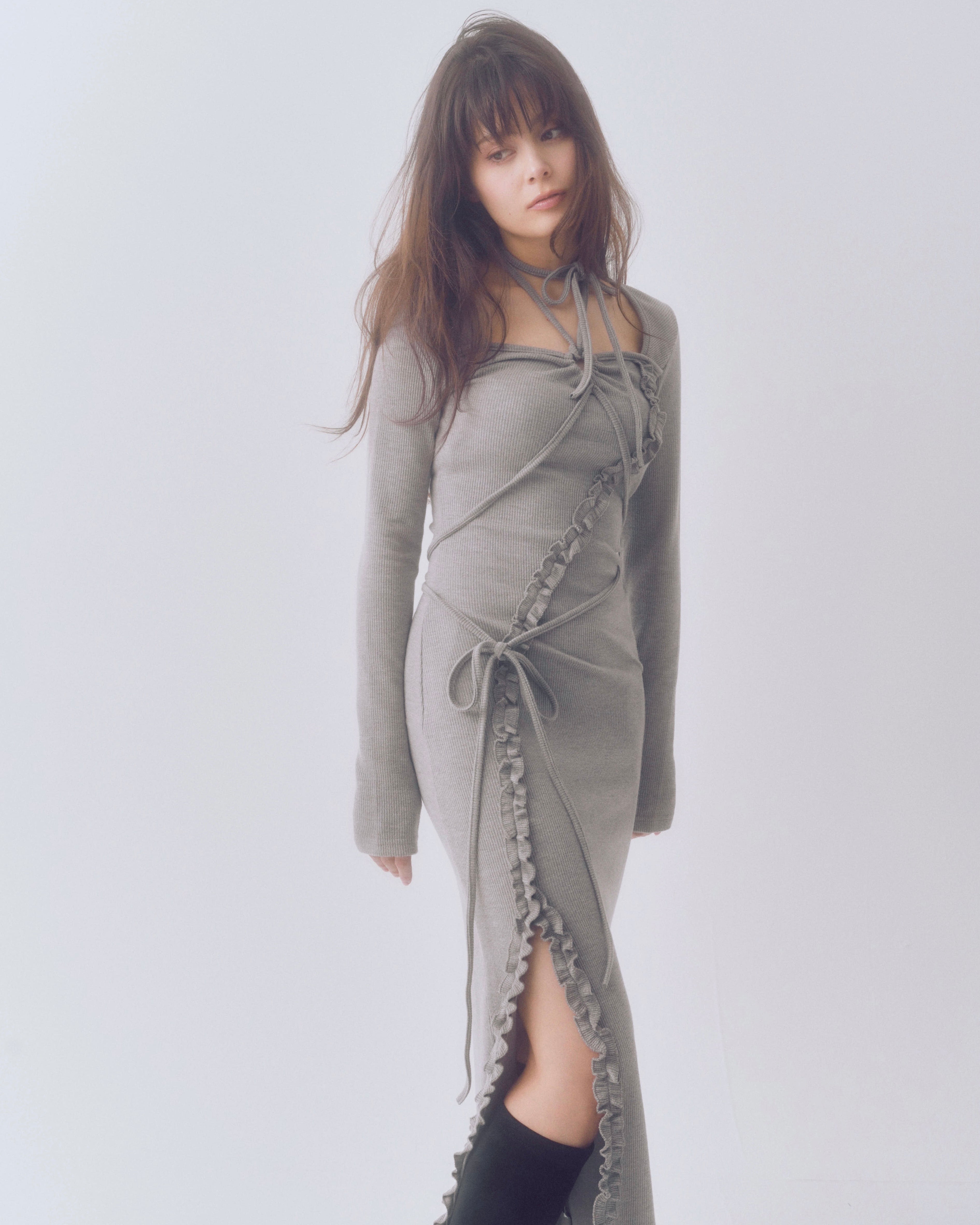 【3/13順次発送】laceup frill slit onepiece