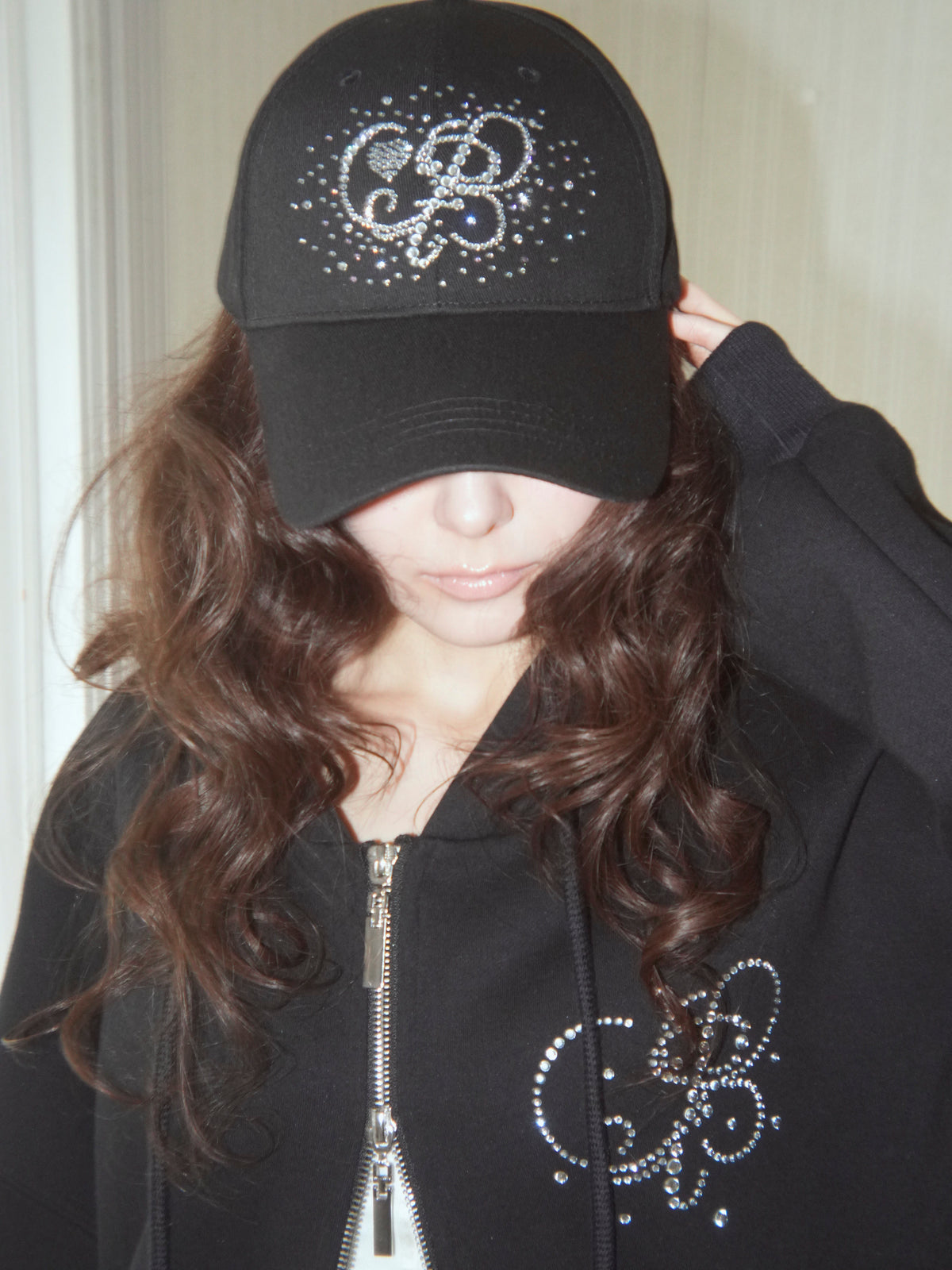 motif jewel cap